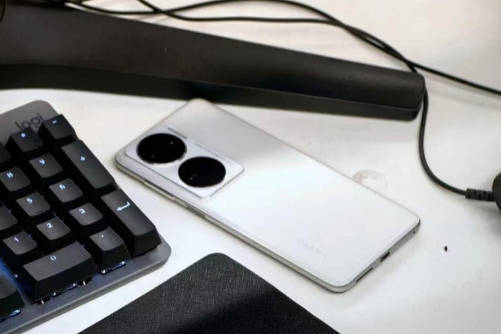 تصویر واقعی P60‌ پرو هواوی هنگام آزمایش