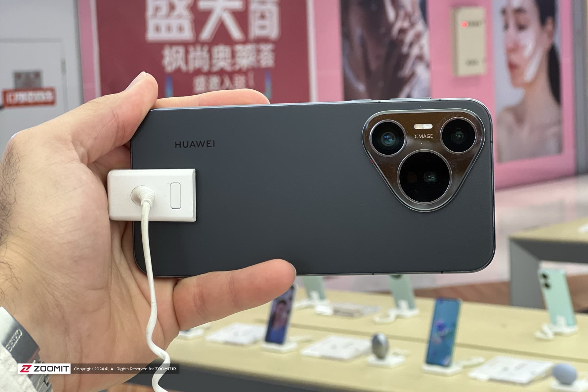 هواوی پیورا ۷۰ پرو پلاس / Huawei Pura 70 Pro Plus در دست