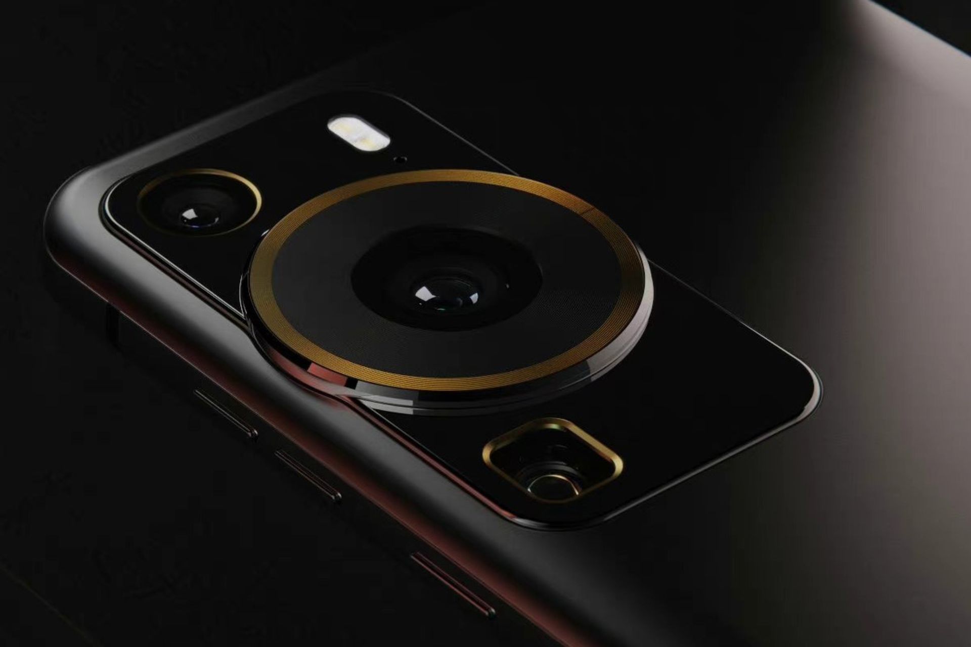 نمایی از چینش دوربین پی ۶۰ هواوی