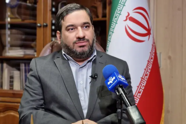عضو شورای عالی انقلاب فرهنگی: پلتفرم‌های آمریکایی از الگوهای ما برای شورش استفاده می‌کنند