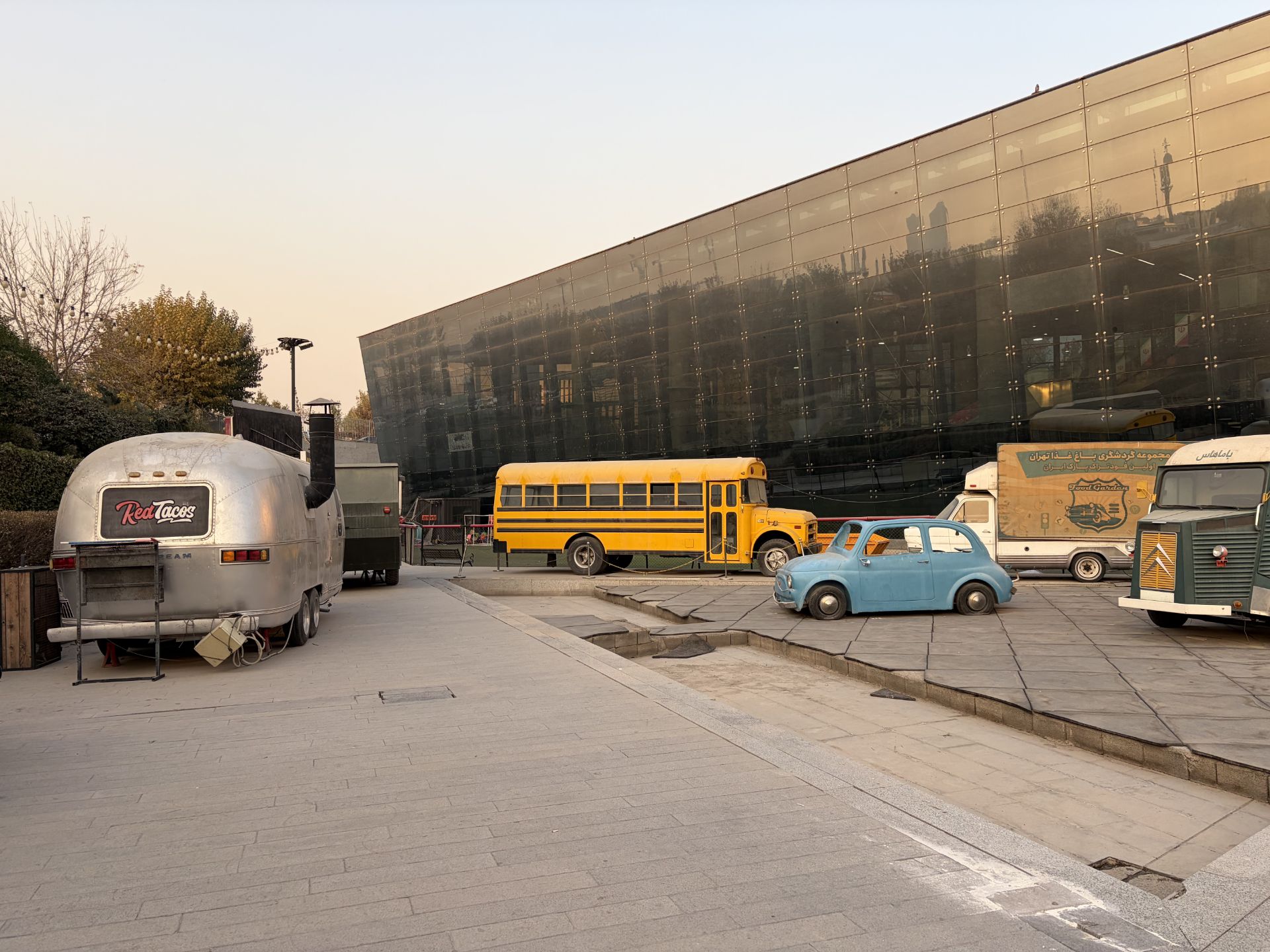 نمونه عکس دوربین اصلی آیفون ۱۷ 