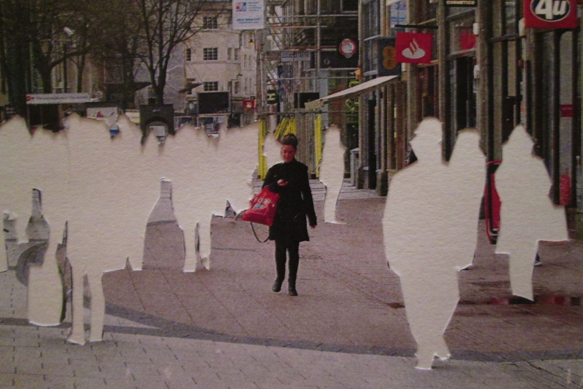 تصویرسازی حس تنهایی در جمع