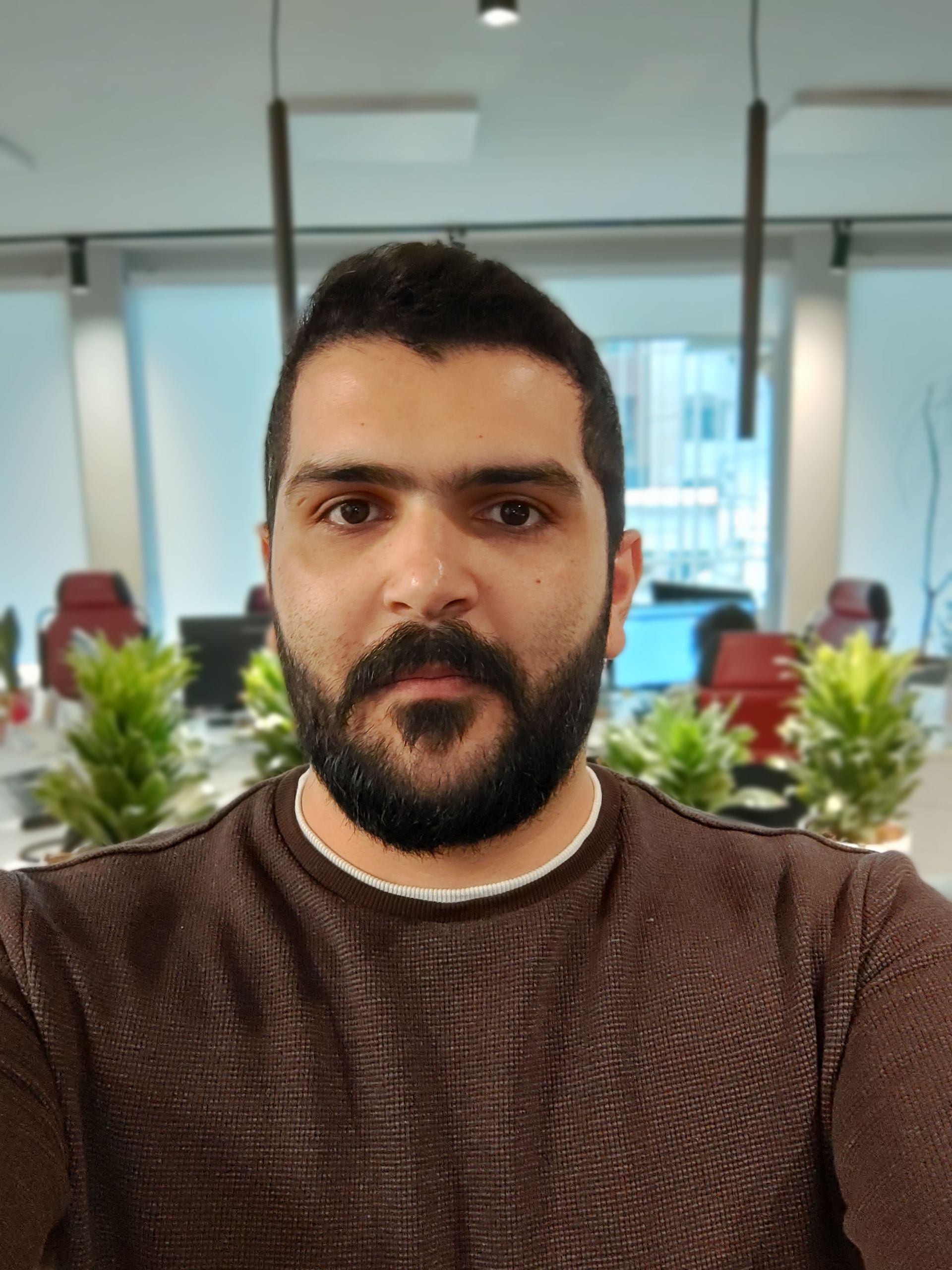 سلفی شادان با موتورولا اج ۳۰