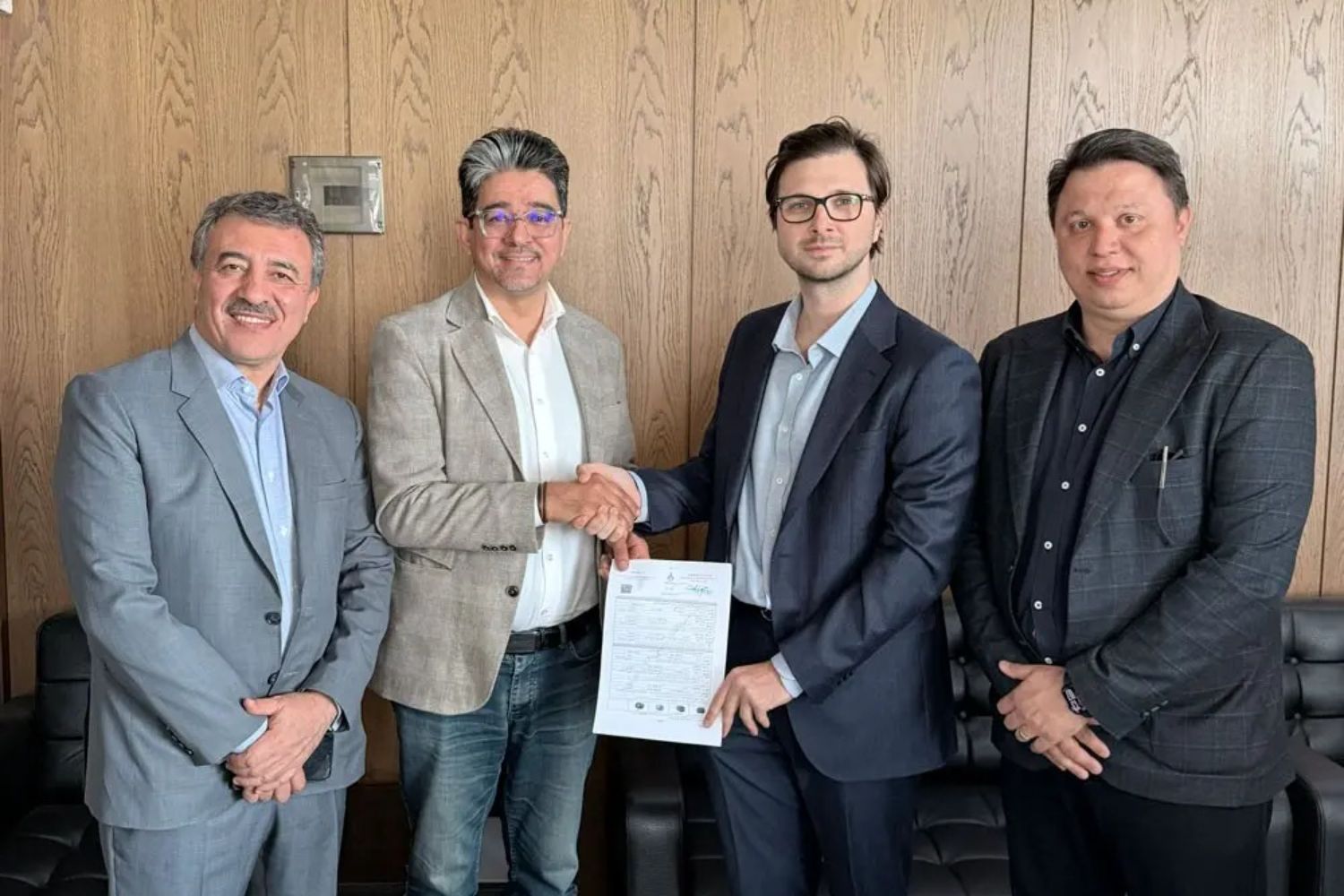 تمدید سه‌ساله قرارداد «کارخانه نوآوری آزادی» امضا شد / استقرار تا ۱۴۰۷ قطعی شد