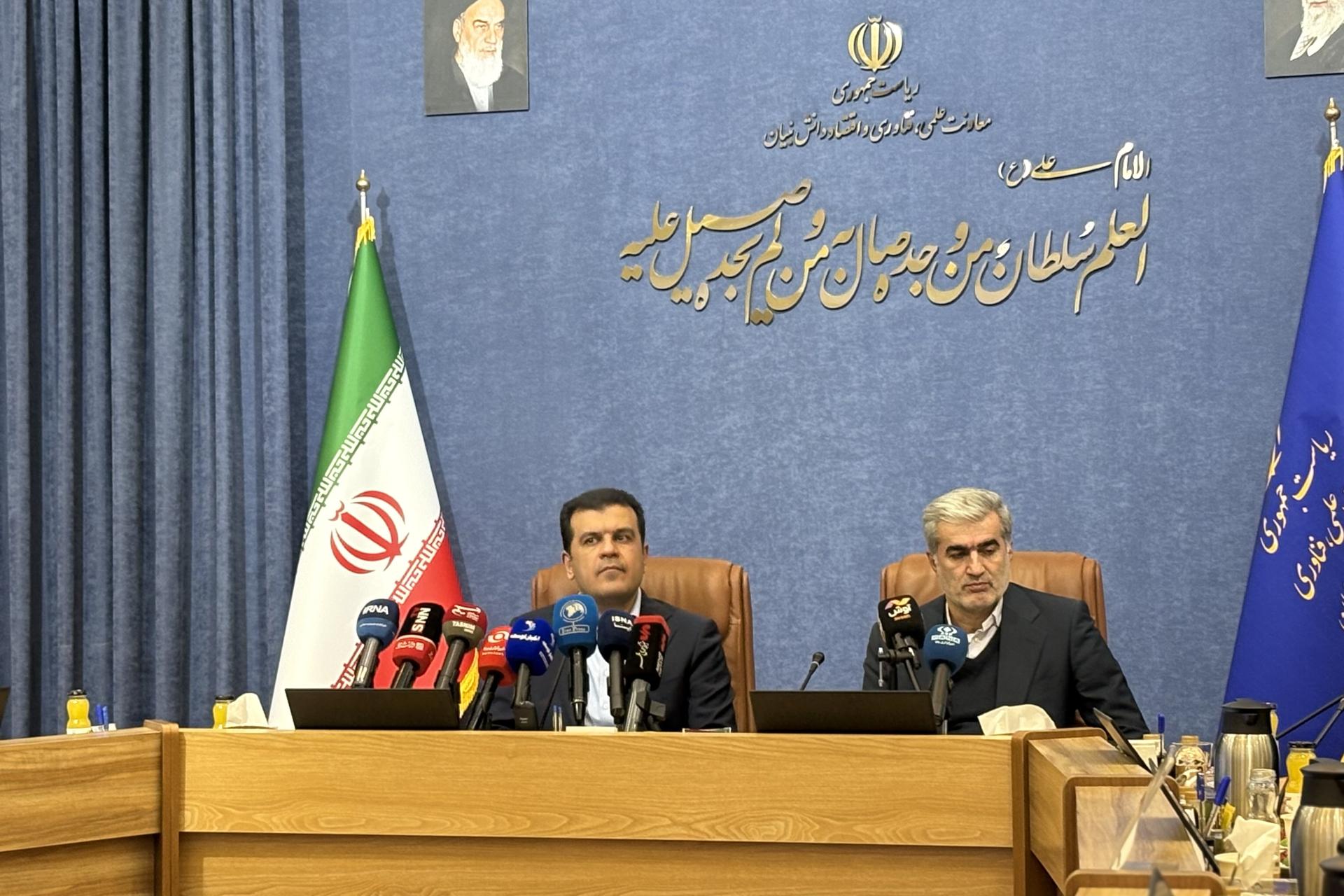 حسین افشین، معاون علمی، فناوری و اقتصاد دانش‌بنیان ریاست جمهوری و اصغر نورالله‌زاده، رئیس صندوق نوآوری و شکوفایی ریاست جمهوری