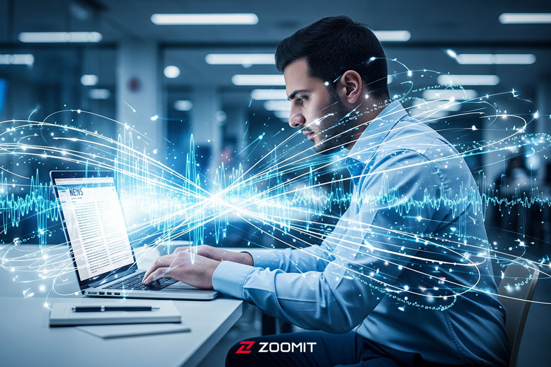 خبرنگار در حال کار با لپ تاپ