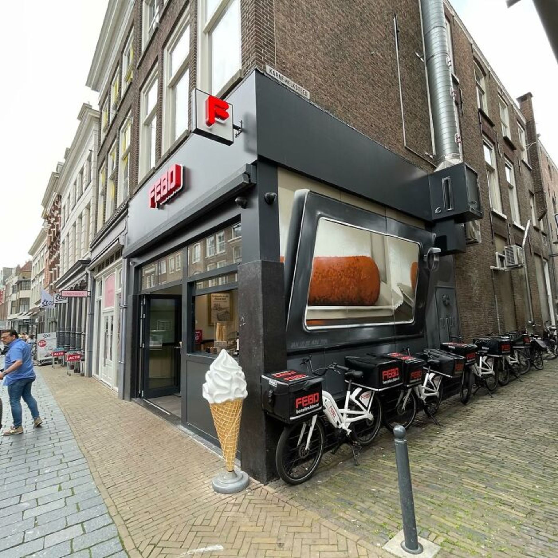 نقاشی خیابانی