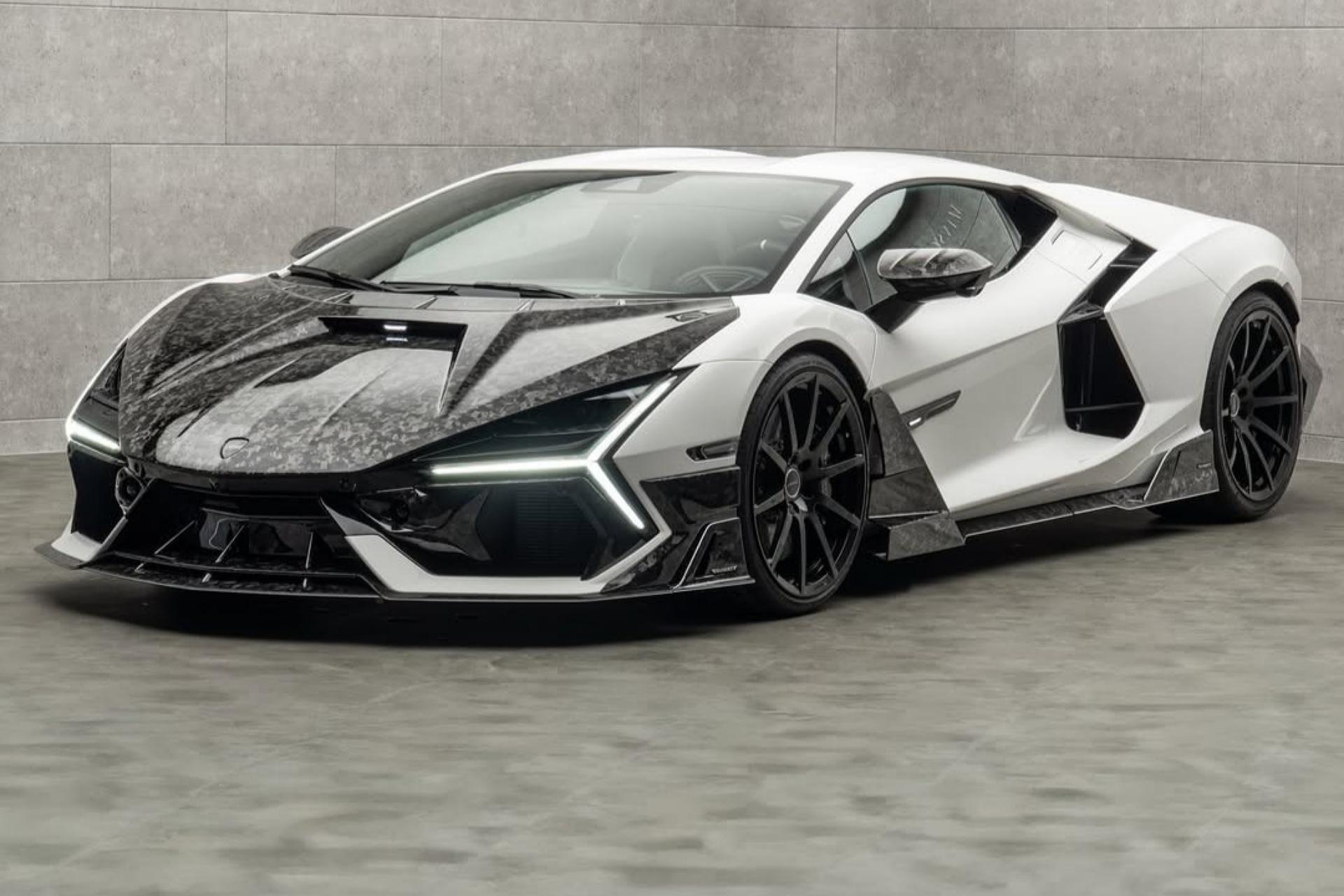 لامبورگینی روئلتو Initiate منصوری با کاپوت و رکاب‌های فیبر کربنی