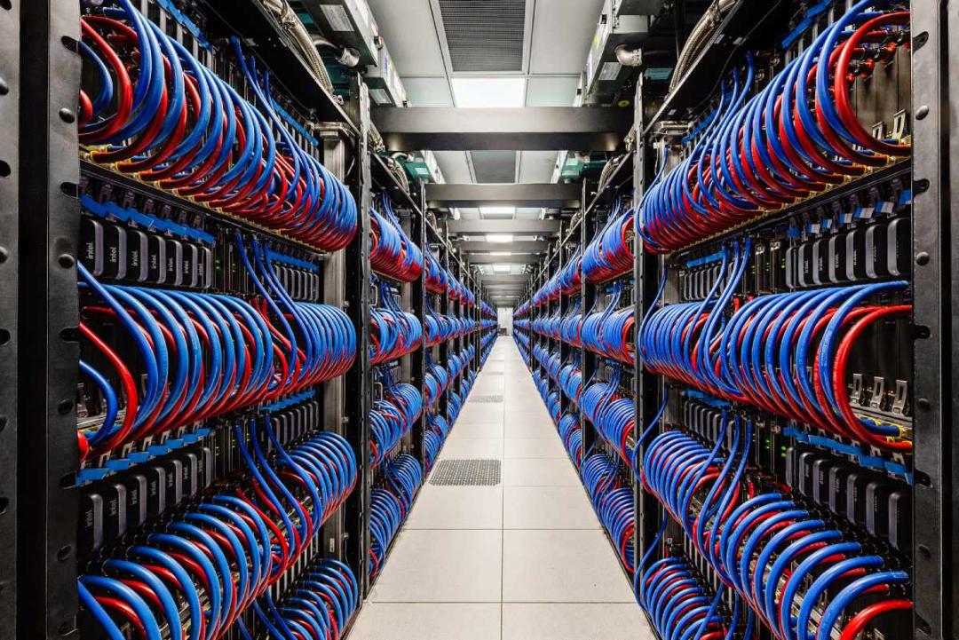 ابر کامپیوتر اینتل Aurora