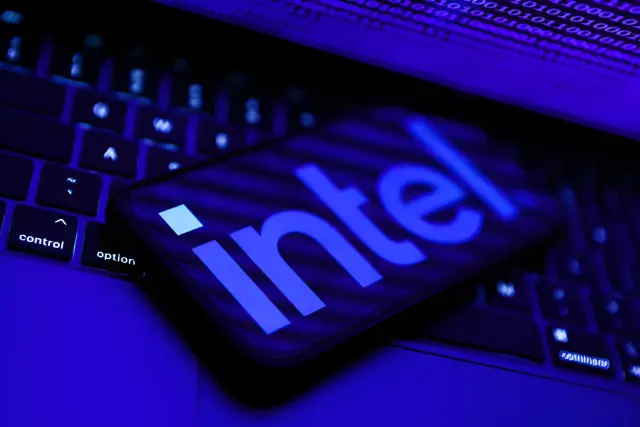 لیتوگرافی ۱٫۴ نانومتری اینتل معرفی شد؛ هجوم همه‌جانبه تیم آبی به آینده