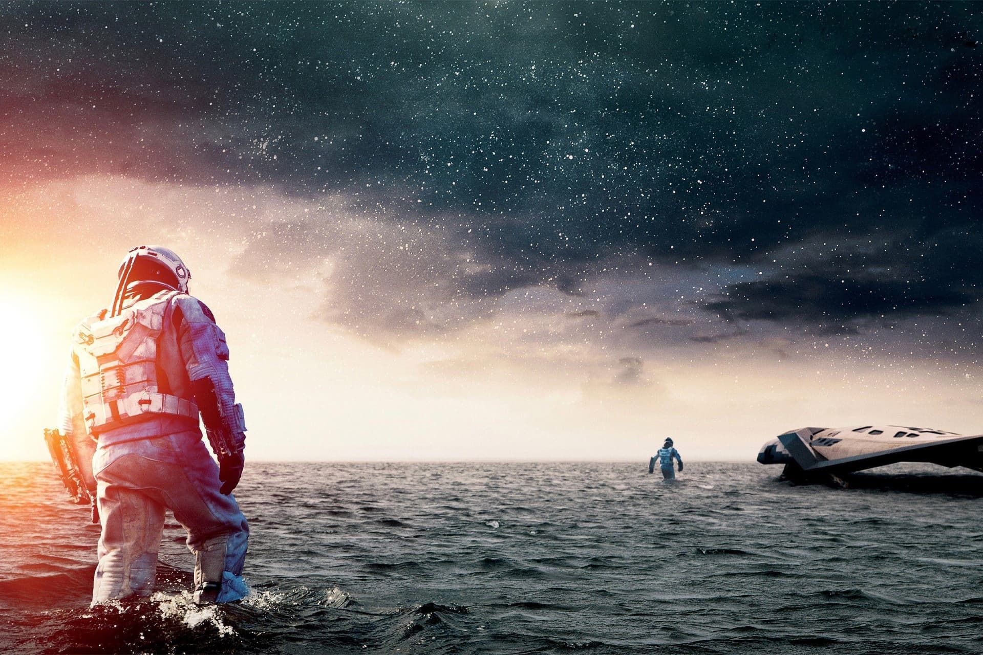 پوستر فیلم میان ستاره ای در سیاره آبی