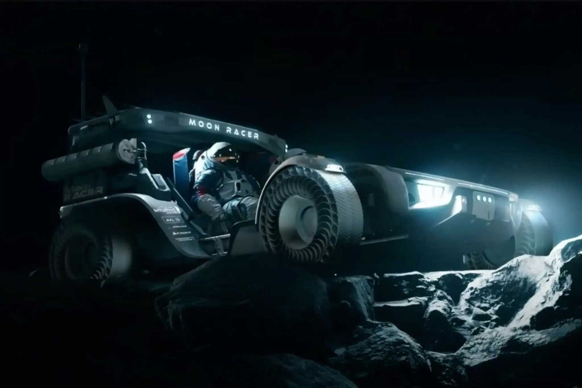 طرح مفهومی اینتوئتیو ماشینز از ماه‌نورد اکتشافی سرنشین‌دار خودران و چندبارمصرف