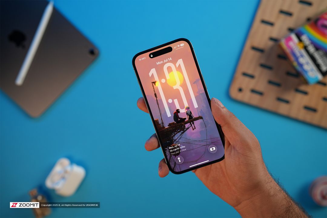 اسلایدر شیشه مایع به صفحه قفل آیفون می‌آید