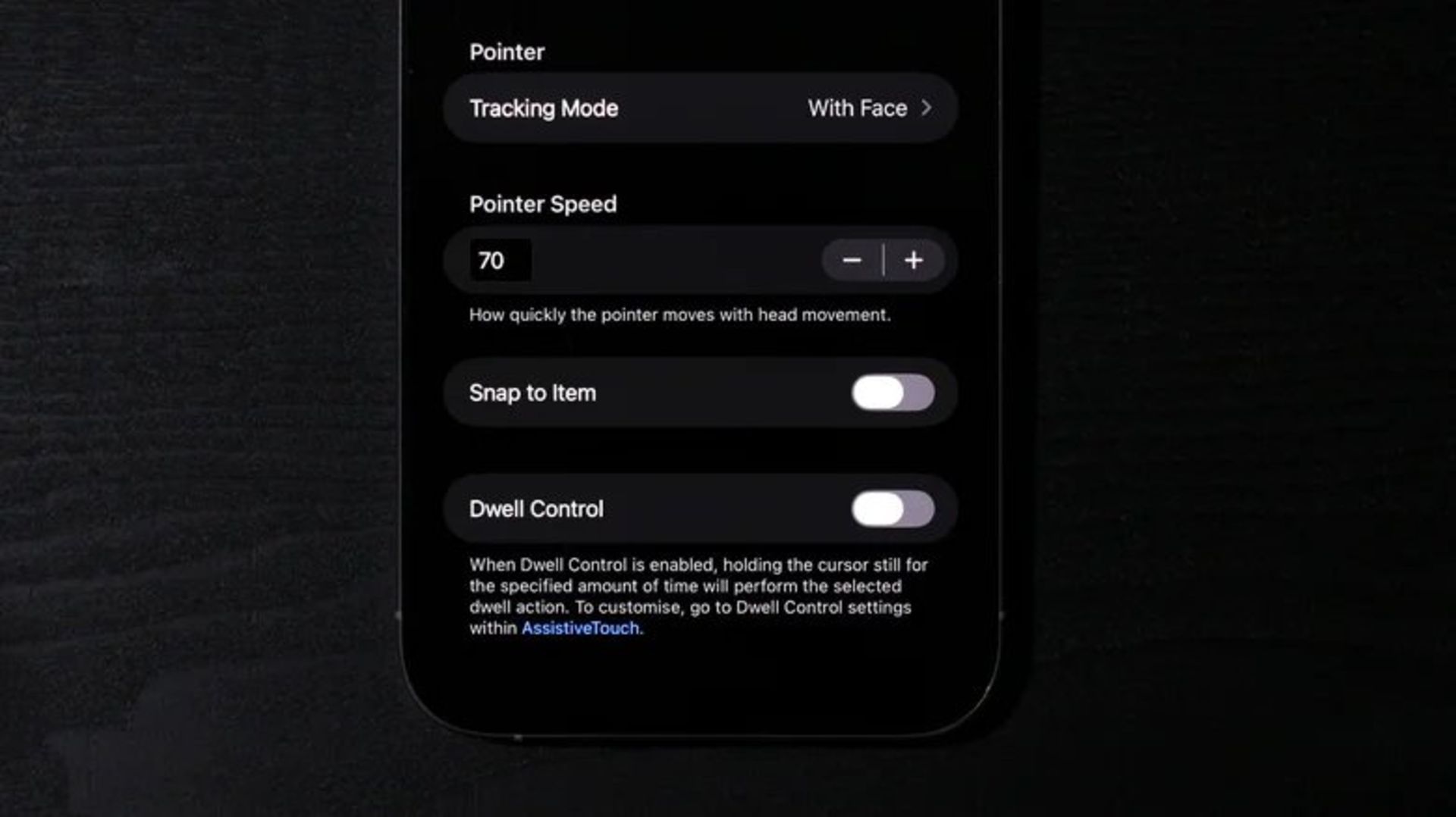 قابلیت اسکرول صفحه آیفون با زبان یا سر