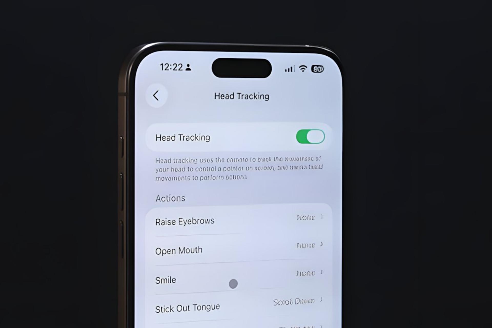قابلیت اسکرول صفحه آیفون با زبان یا سر