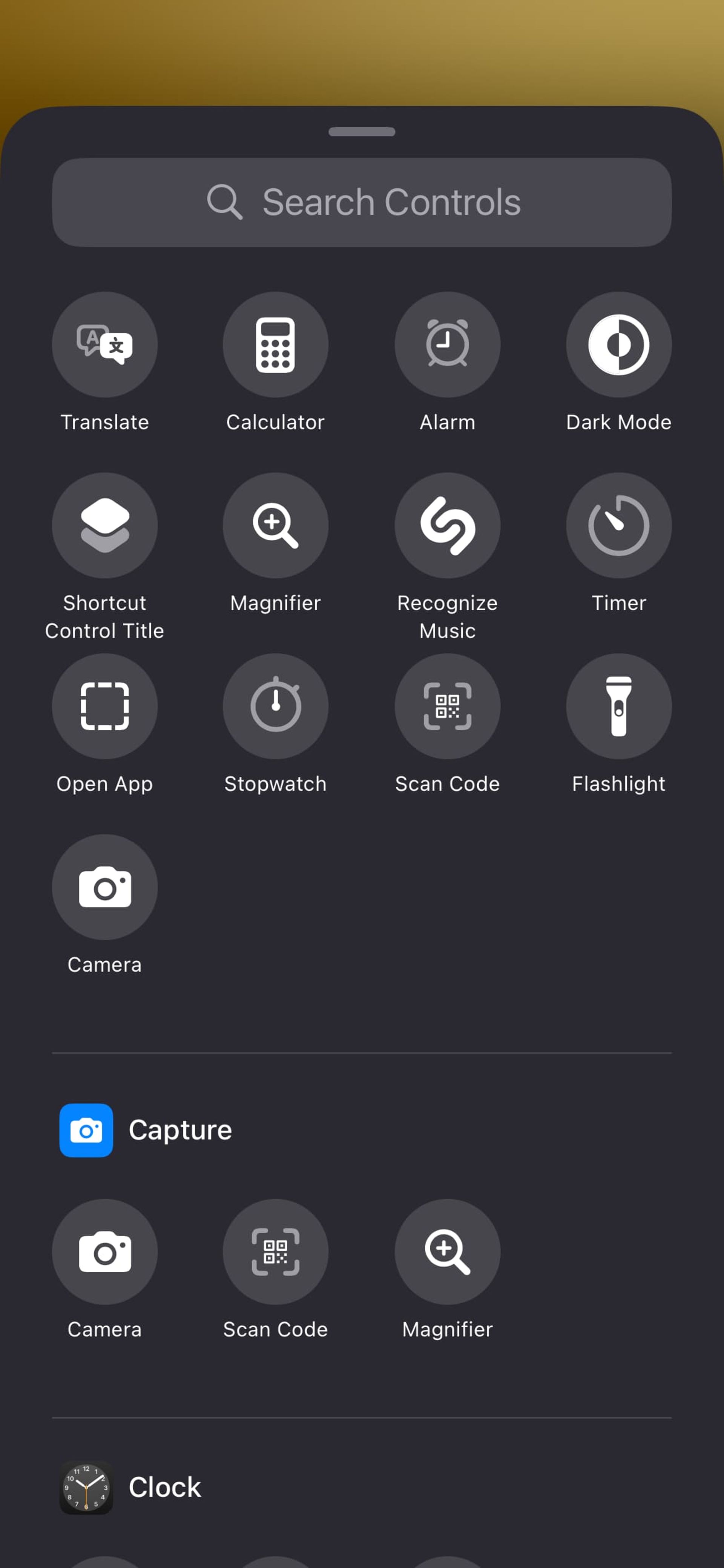 Changing the lock screen toggles in iOS 18