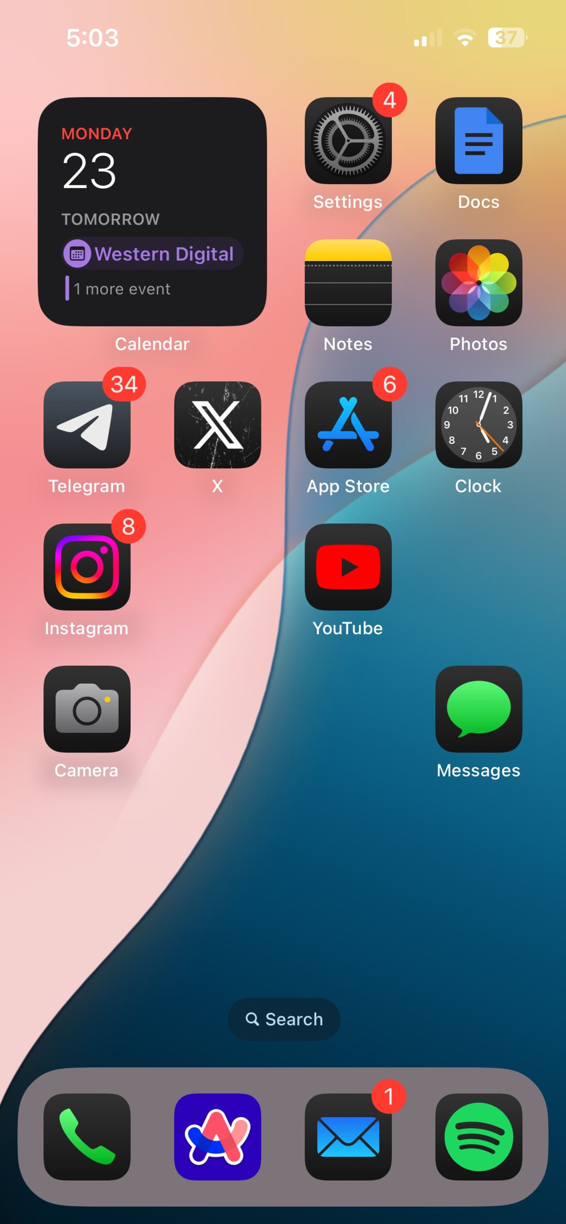 Free arrangement of icons in iOS 18