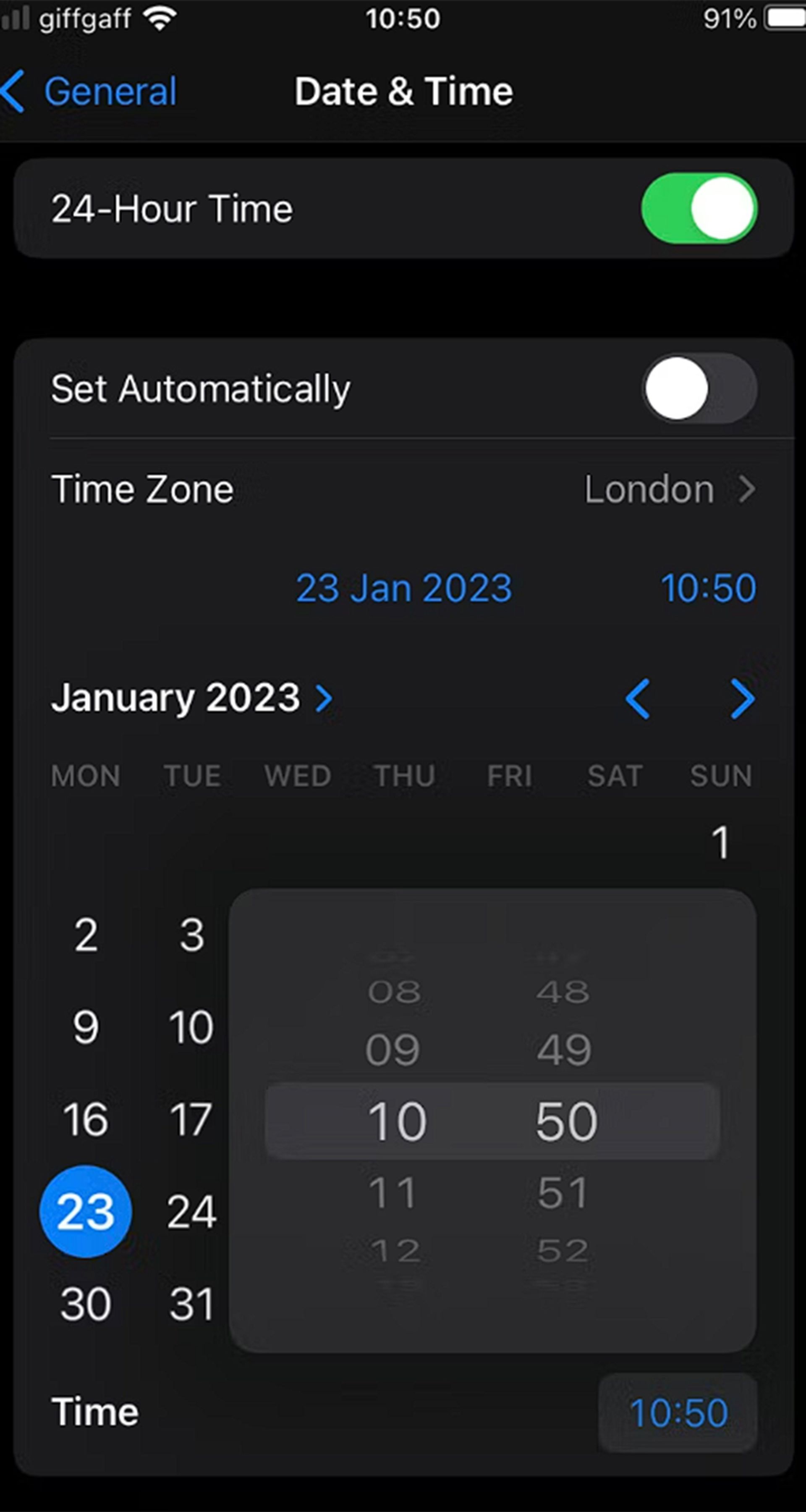 اسکرین شات صفحه ساعت و تاریخ آیفون و تغییر ساعت