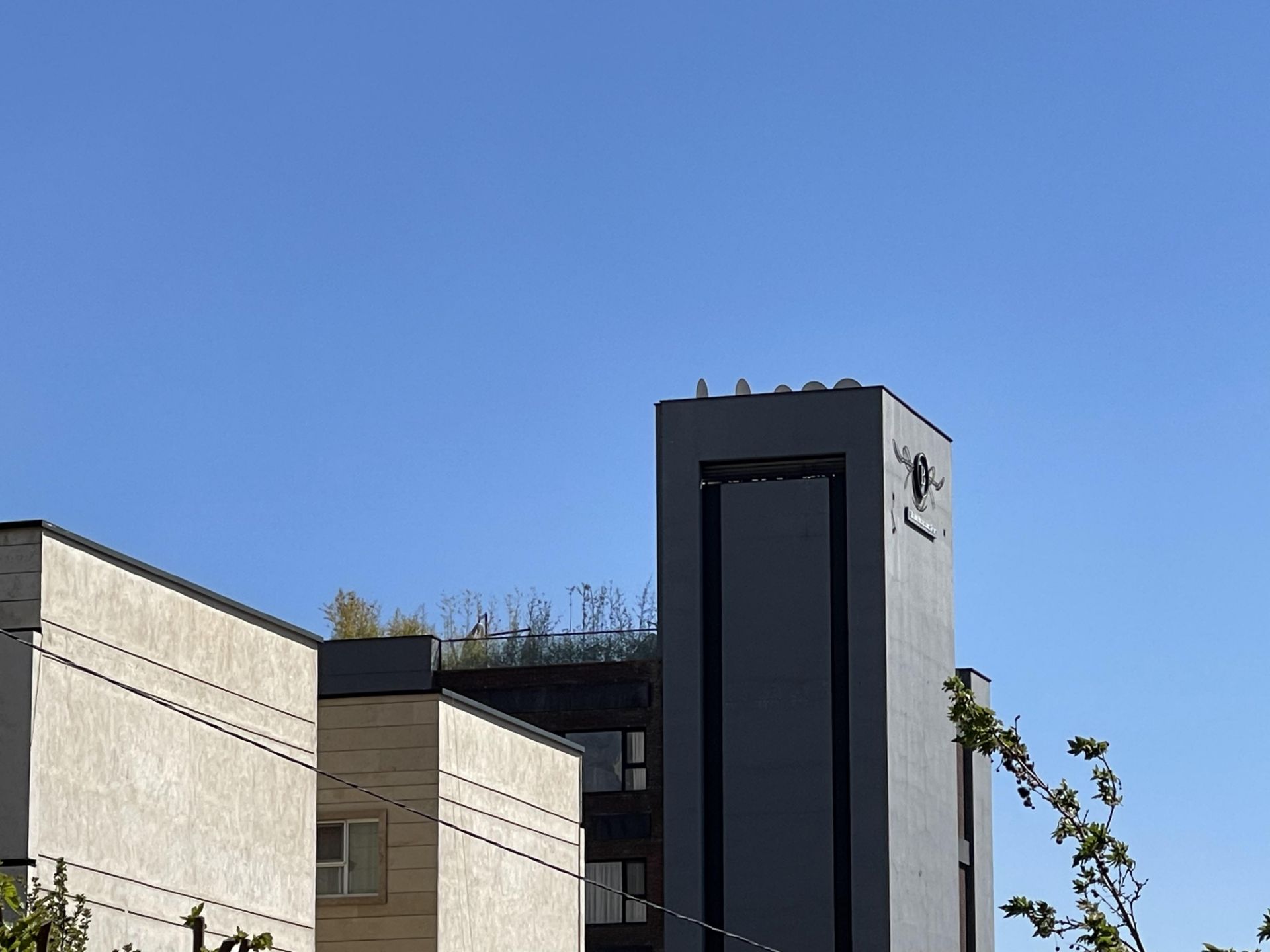 زوم ۵ برابری آیفون ۱۲ پرومکس