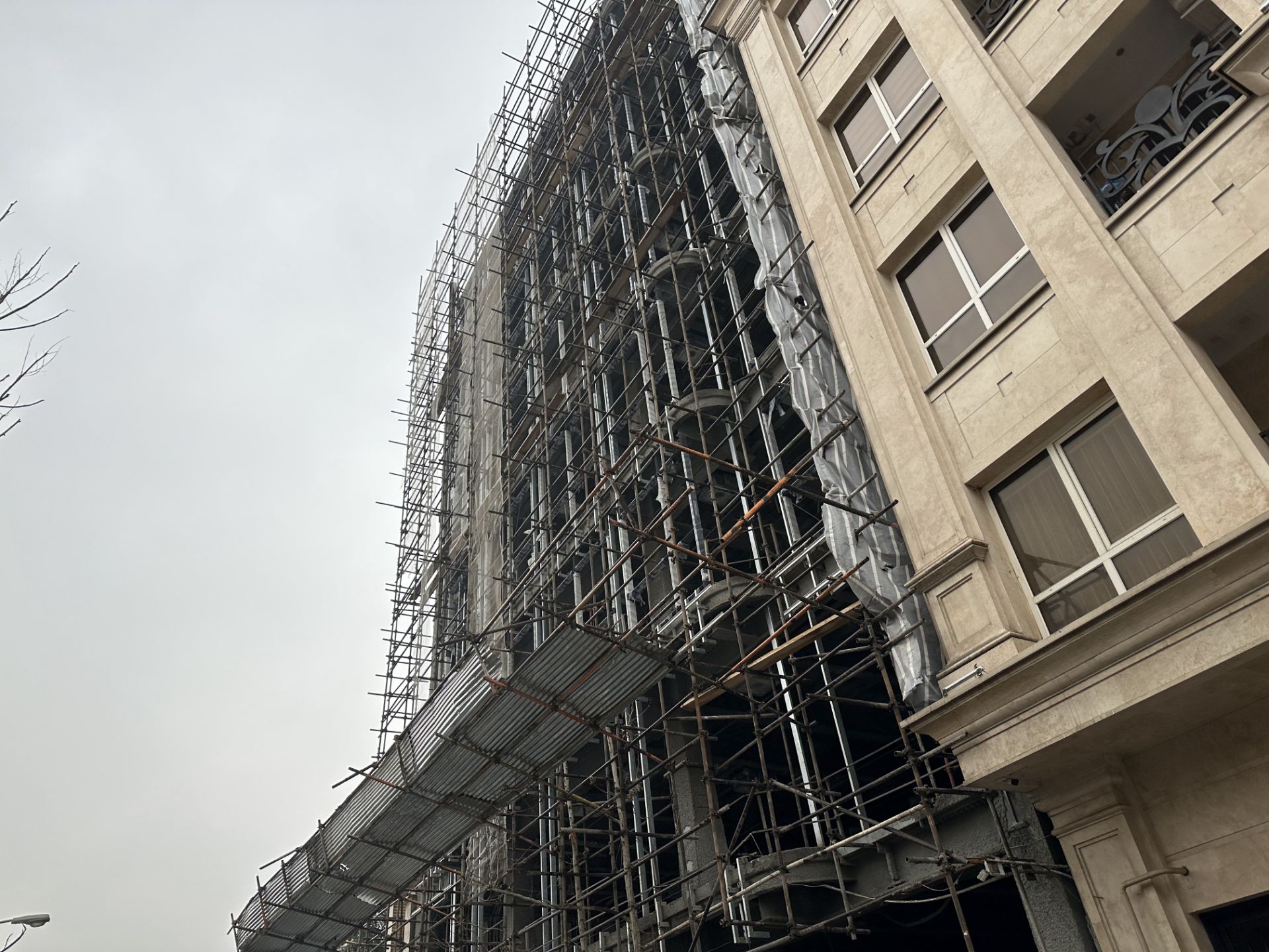 عکس دوربین اصلی آیفون ۱۴ پرو مکس ۲