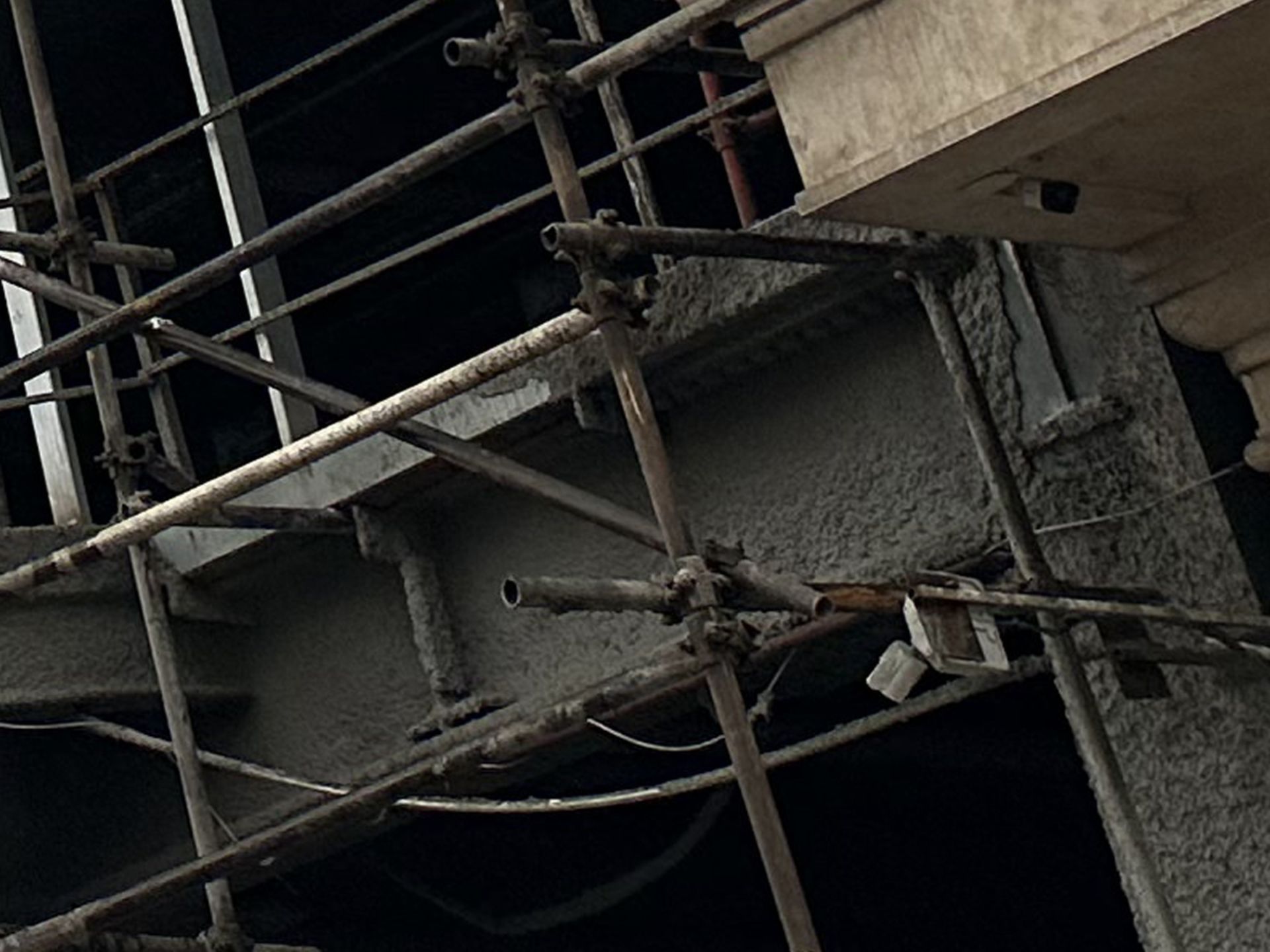 برش عکس آیفون ۱۴ پرو مکس ۲