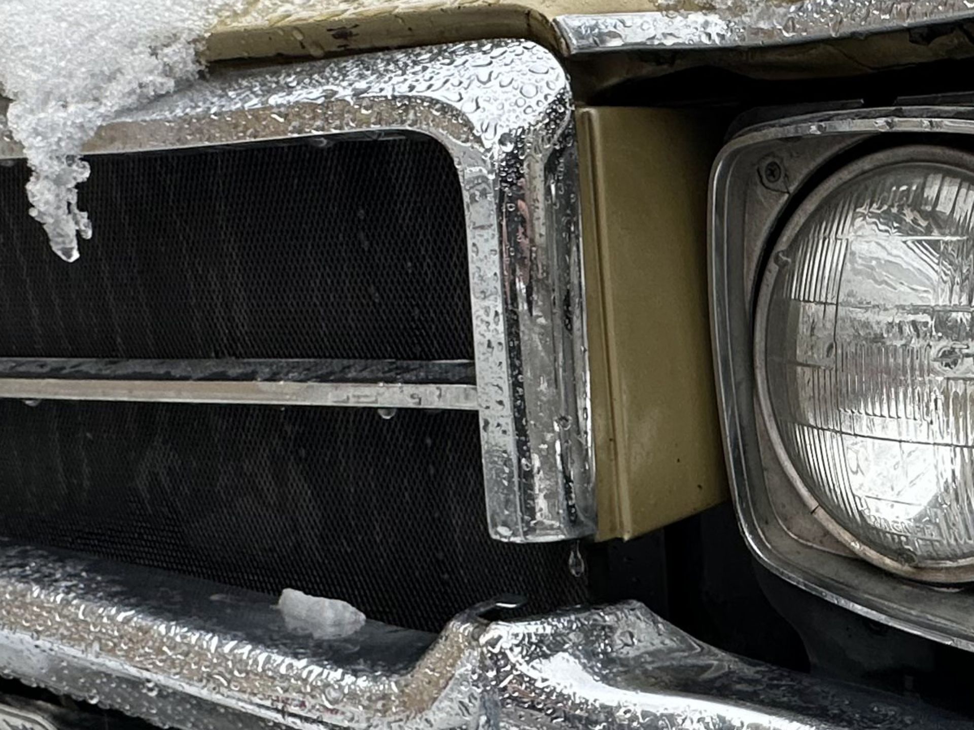 برش عکس اولتراواید آیفون ۱۴ پرو ۲