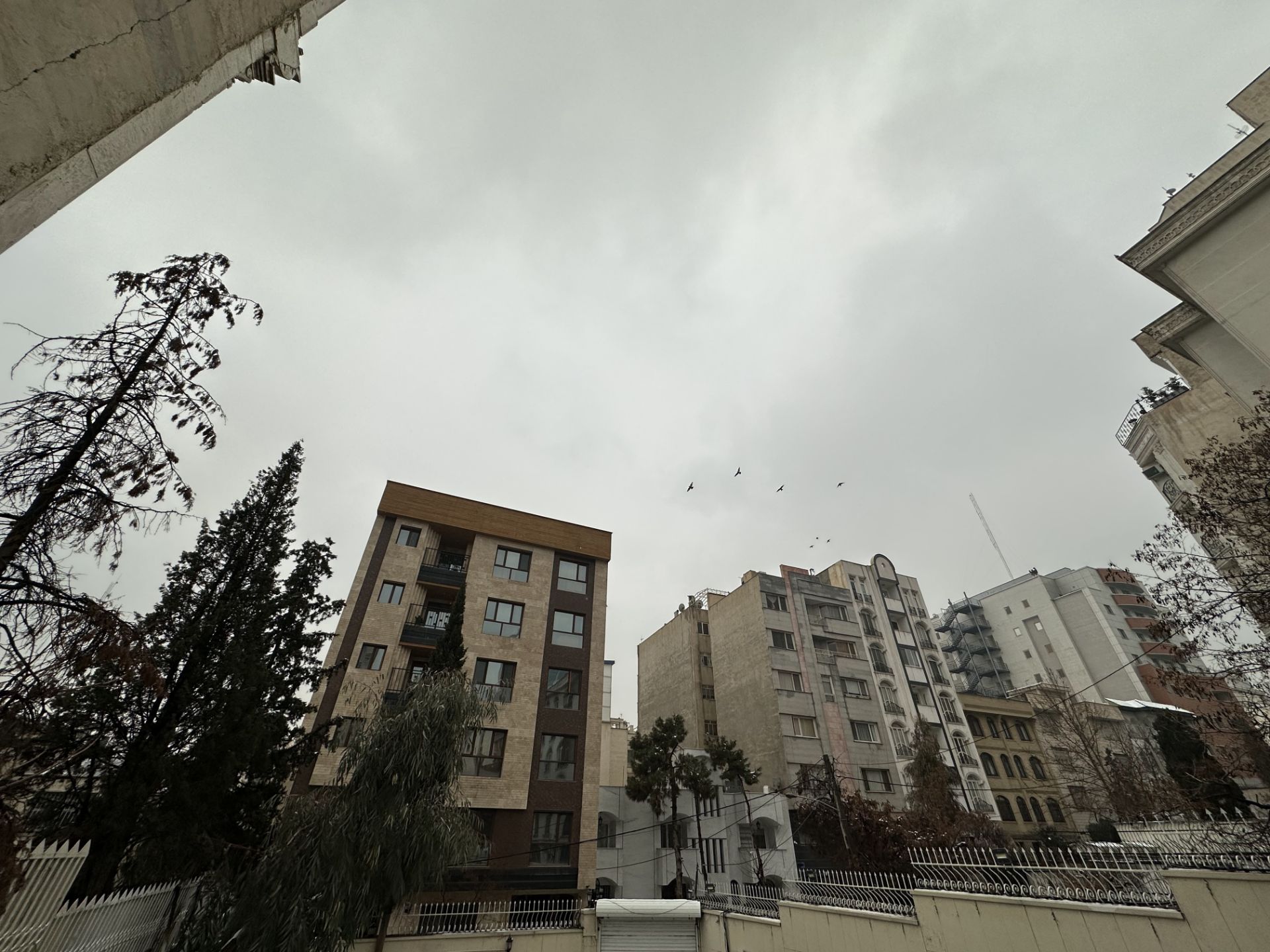 عکس اولتراواید آیفون ۱۴ پرو مکس ۱