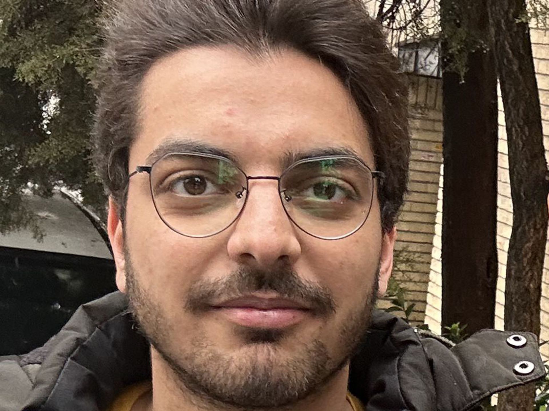 برش عکس سلفی آیفون ۱۴ پرو مکس