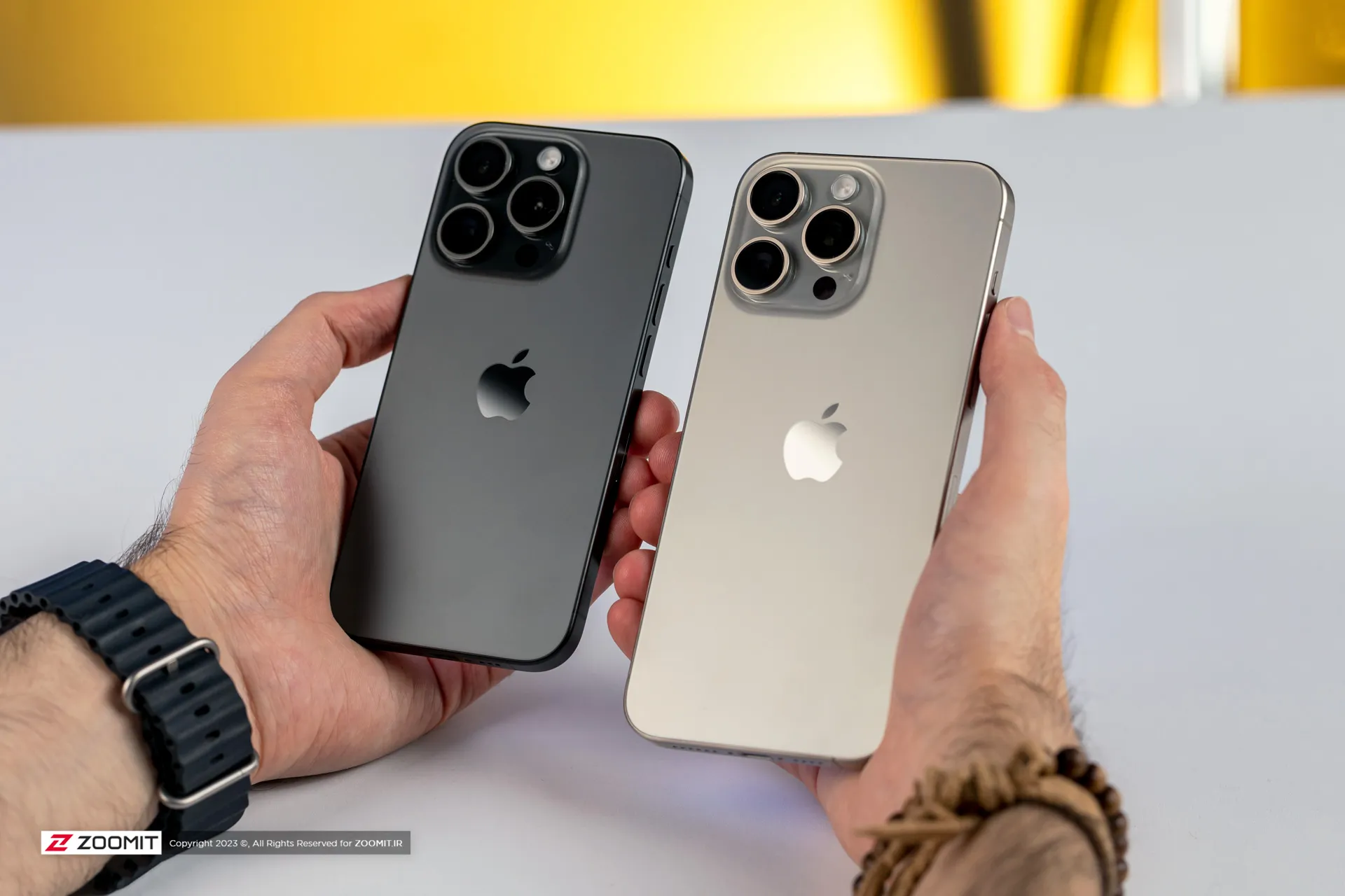   iPhone 15 Pro and iPhone 15 Pro Max side by side