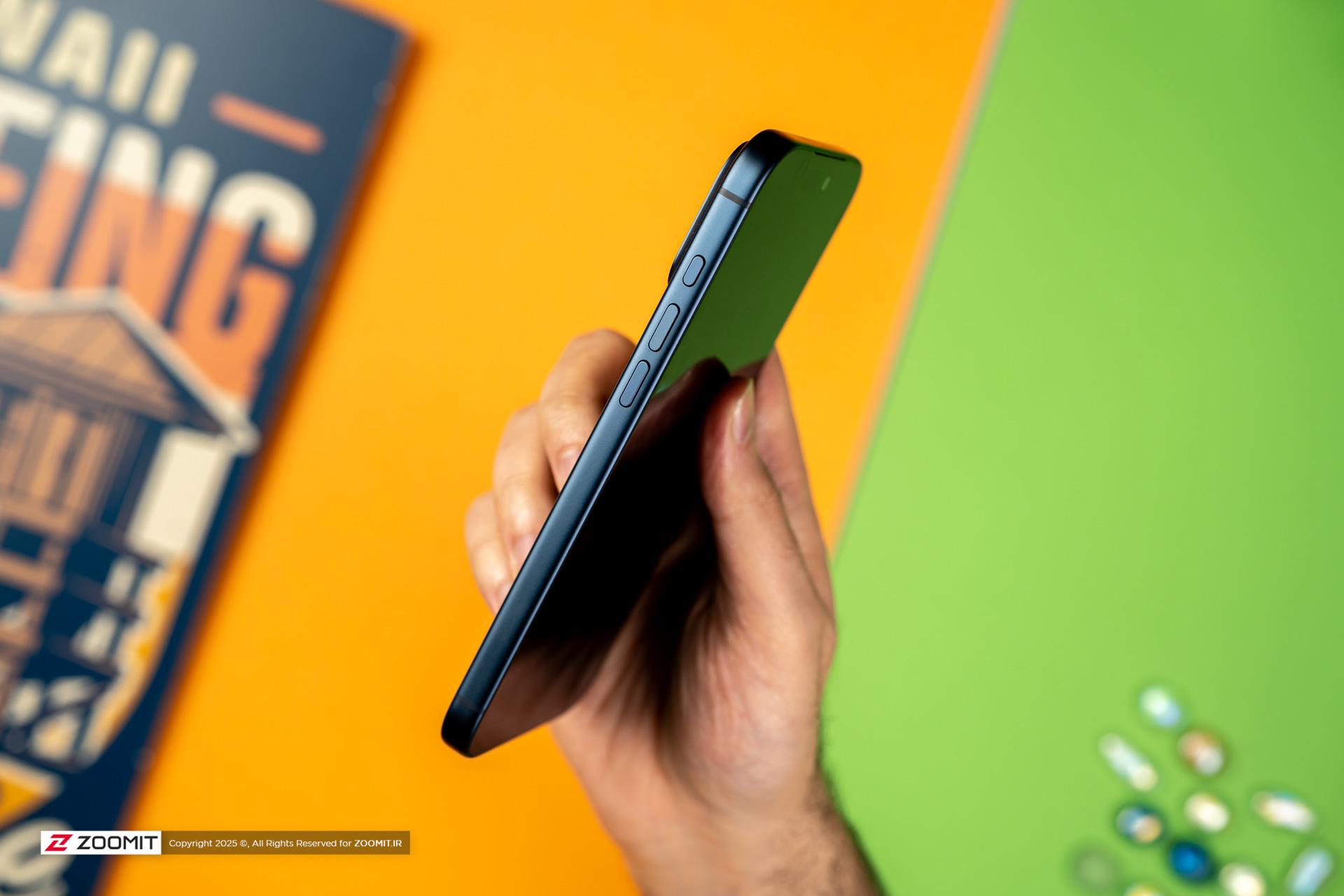 آیفون ۱۷ پرو مکس / iPhone 17 Pro Max نمای کناری بدون سیم کارت