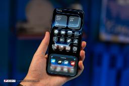 حالت شیشه ای آی او اس ۲۶ در گوشی آیفون ۱۷ پرو مکس / iPhone 17 Pro Max