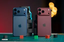 گوشی آیفون ۱۸ پرو مکس (iPhone 18 Pro Max) با رنگ زرشکی و آبی در کنار لنز دوربین