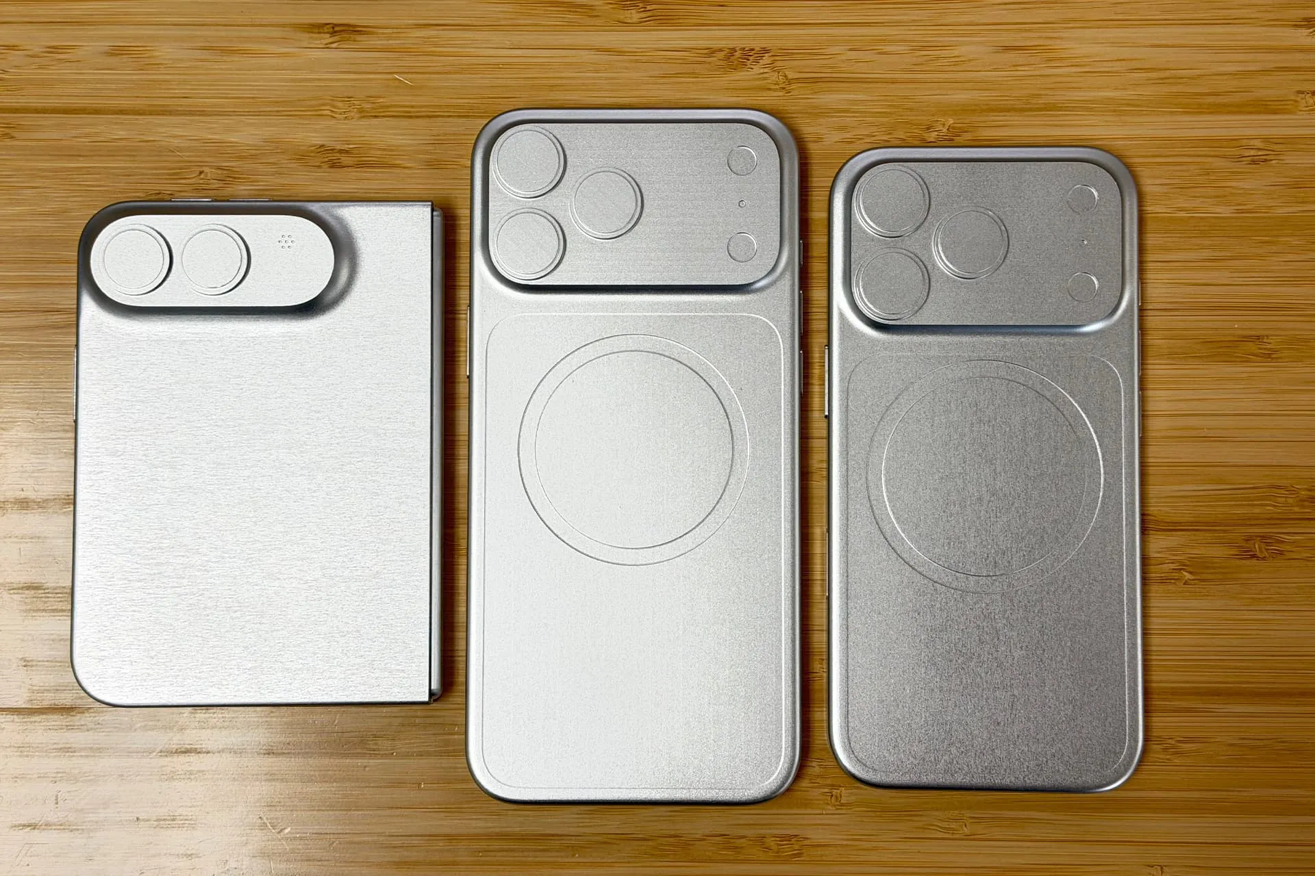 نمای پشت ماکت آیفون ۱۸ پرو و پرو مکس و آیفون اولترا