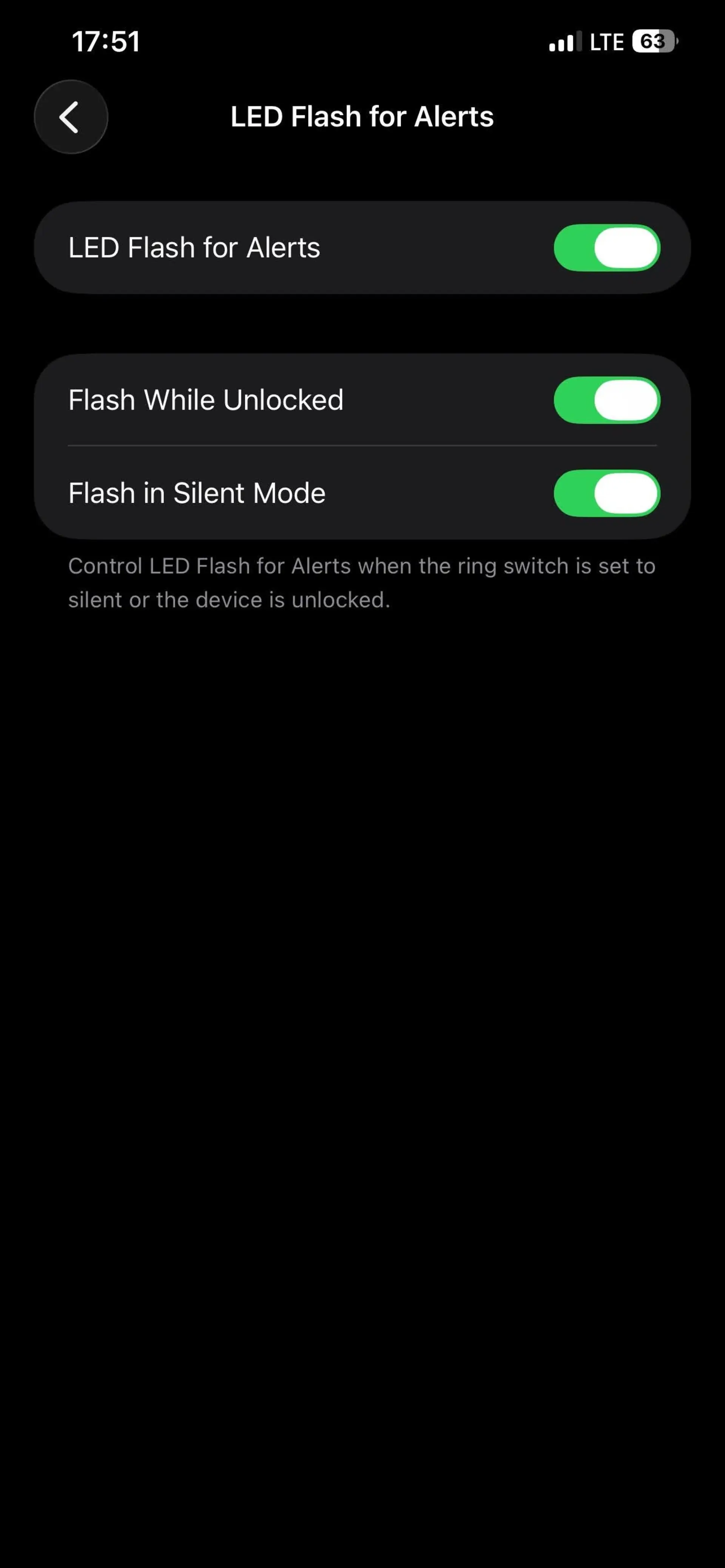 گزینه LED Flash for Alerts روی آیفون