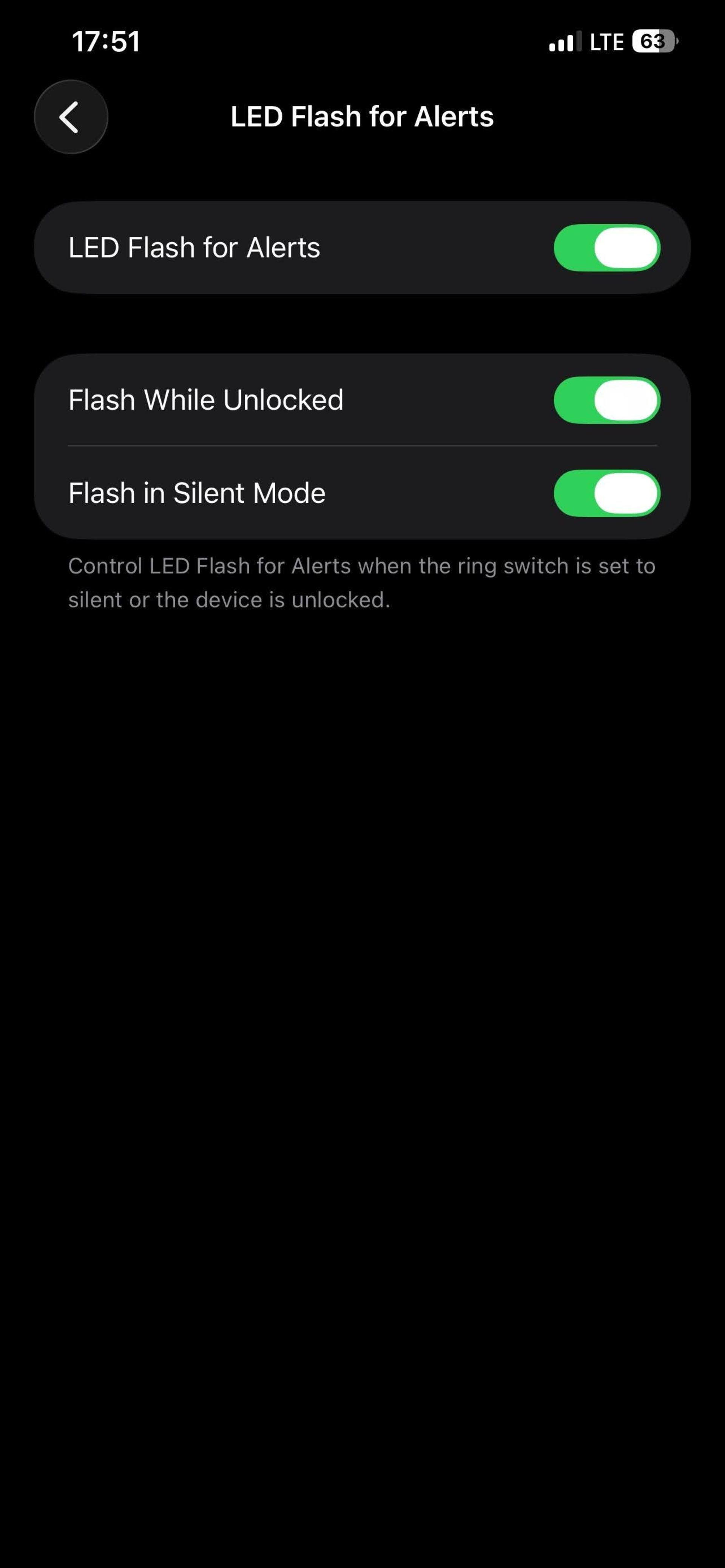 گزینه LED Flash for Alerts روی آیفون