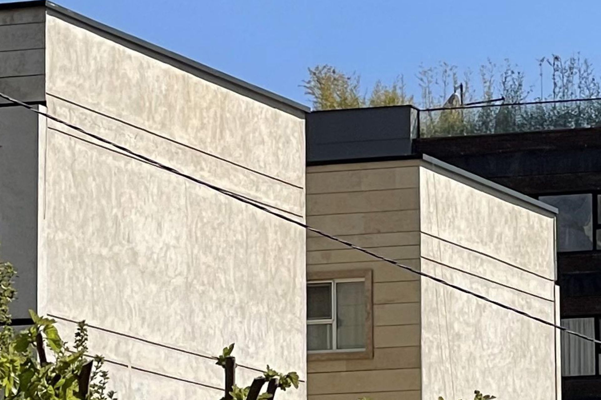 کراپ زوم ۳ برابری آیفون ۱۲ پرومکس