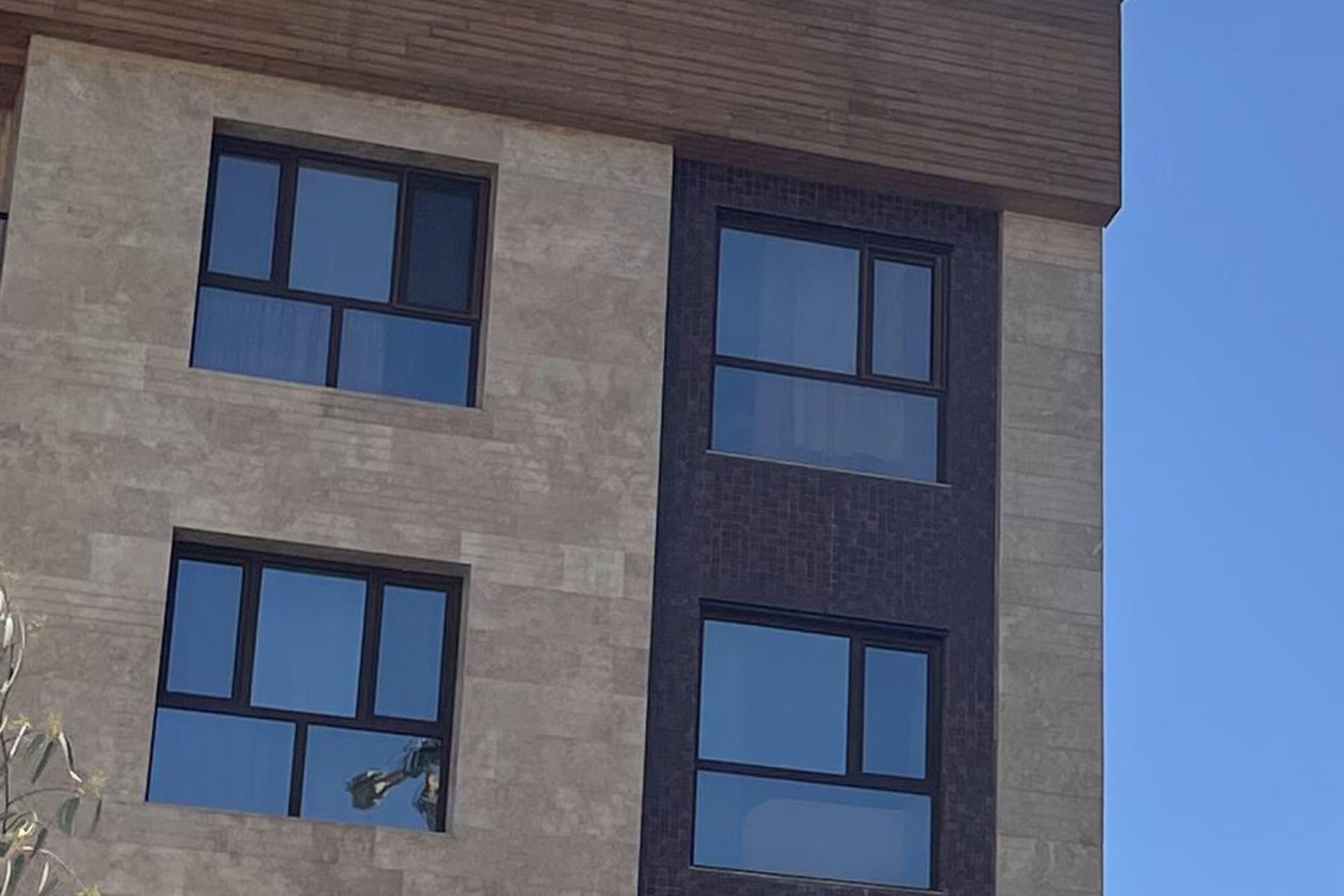 برش دوربین اصلی آیفون ۱۲پرومکس