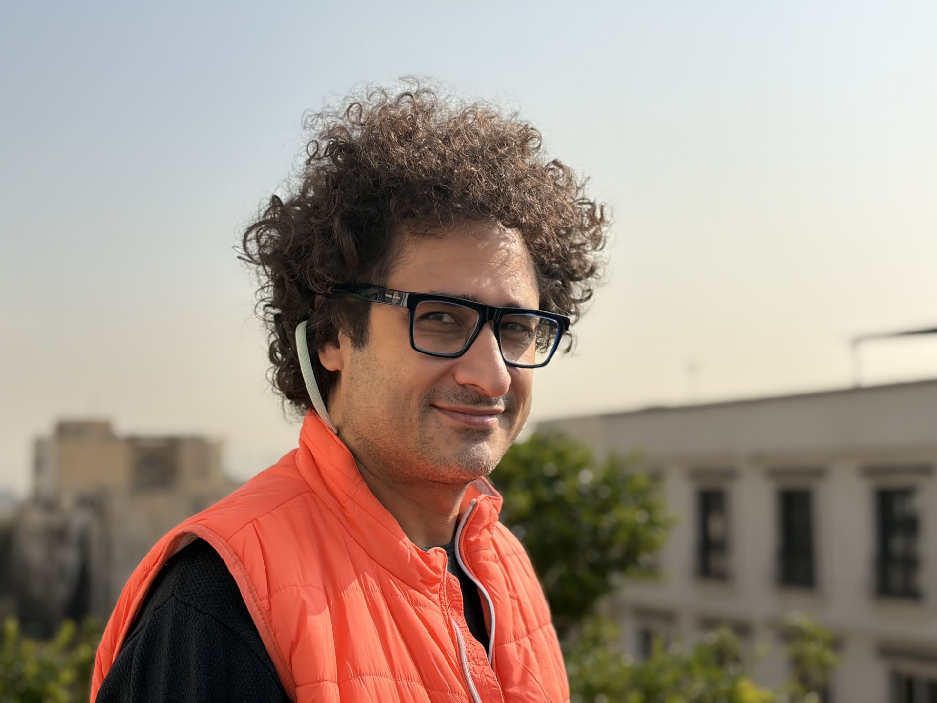 عکس پرتره با زوم ۲ برابر دوربین آیفون ۱۷