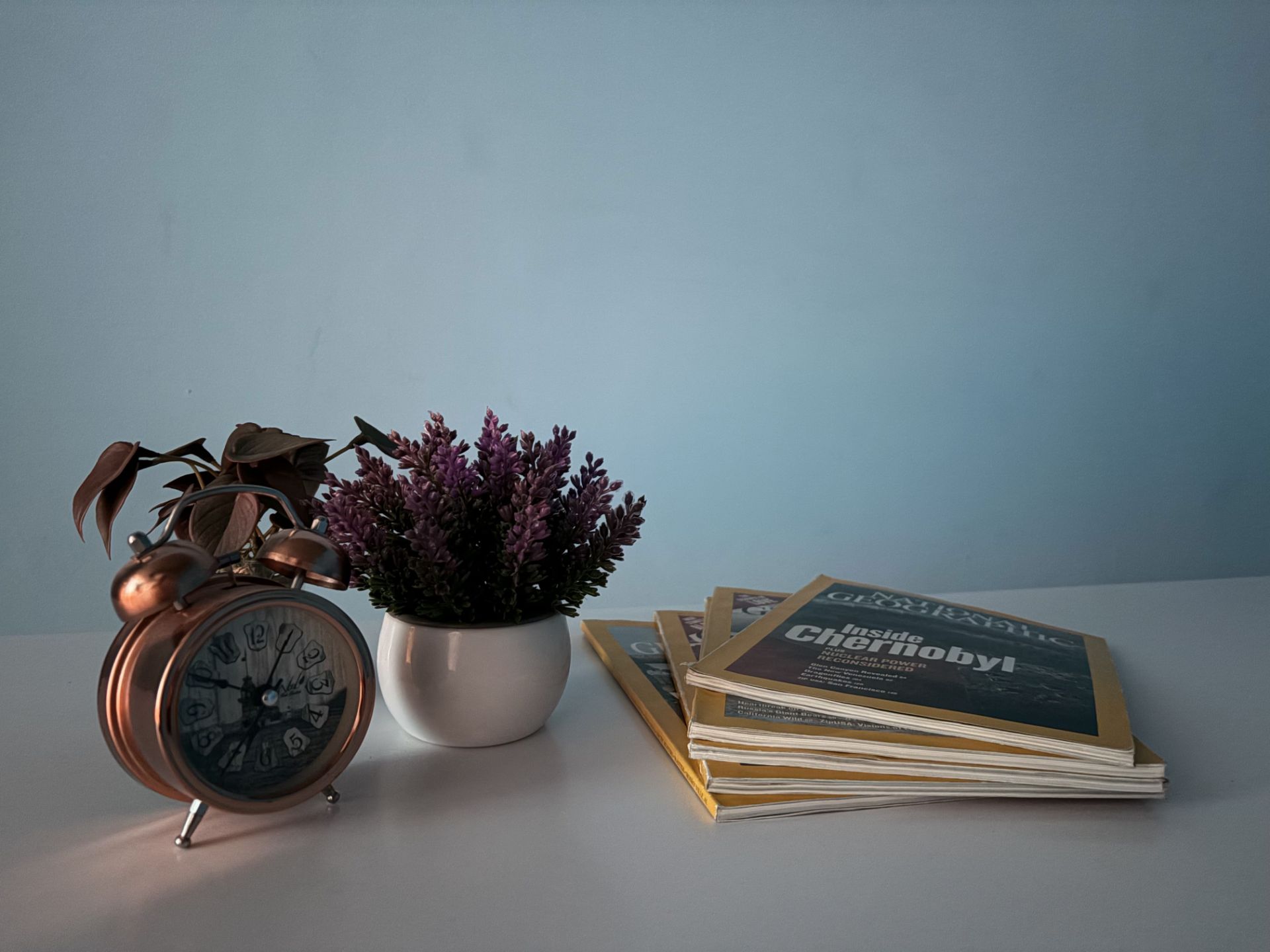 عملکرد دوربین اصلی آیفون ۱۷ در عکاسی نور کم