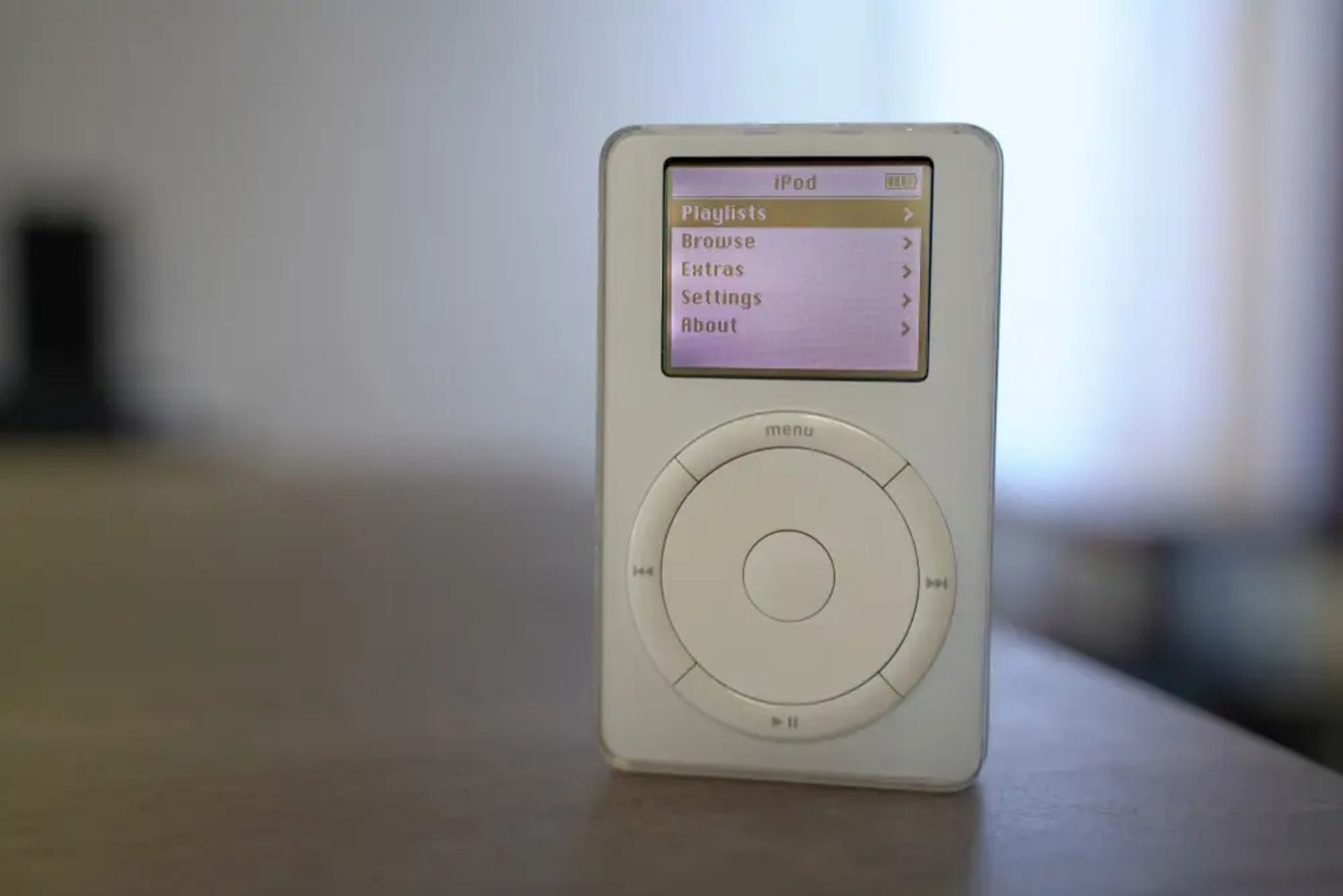 اولین آیپاد iPod (2001)