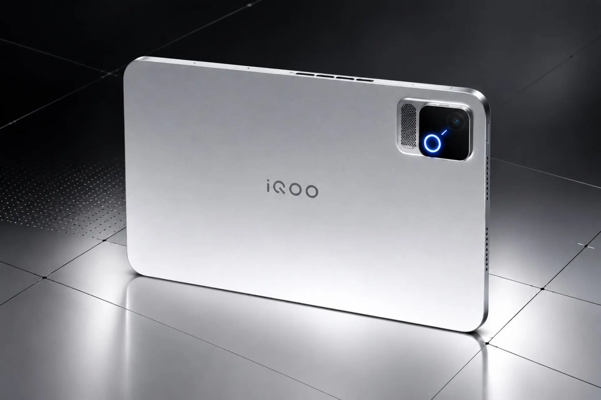 پنل پشتی تبلت آیکو پد اولترا (iQOO Pad Ultra) با دوربین و حلقه نوری آبی
