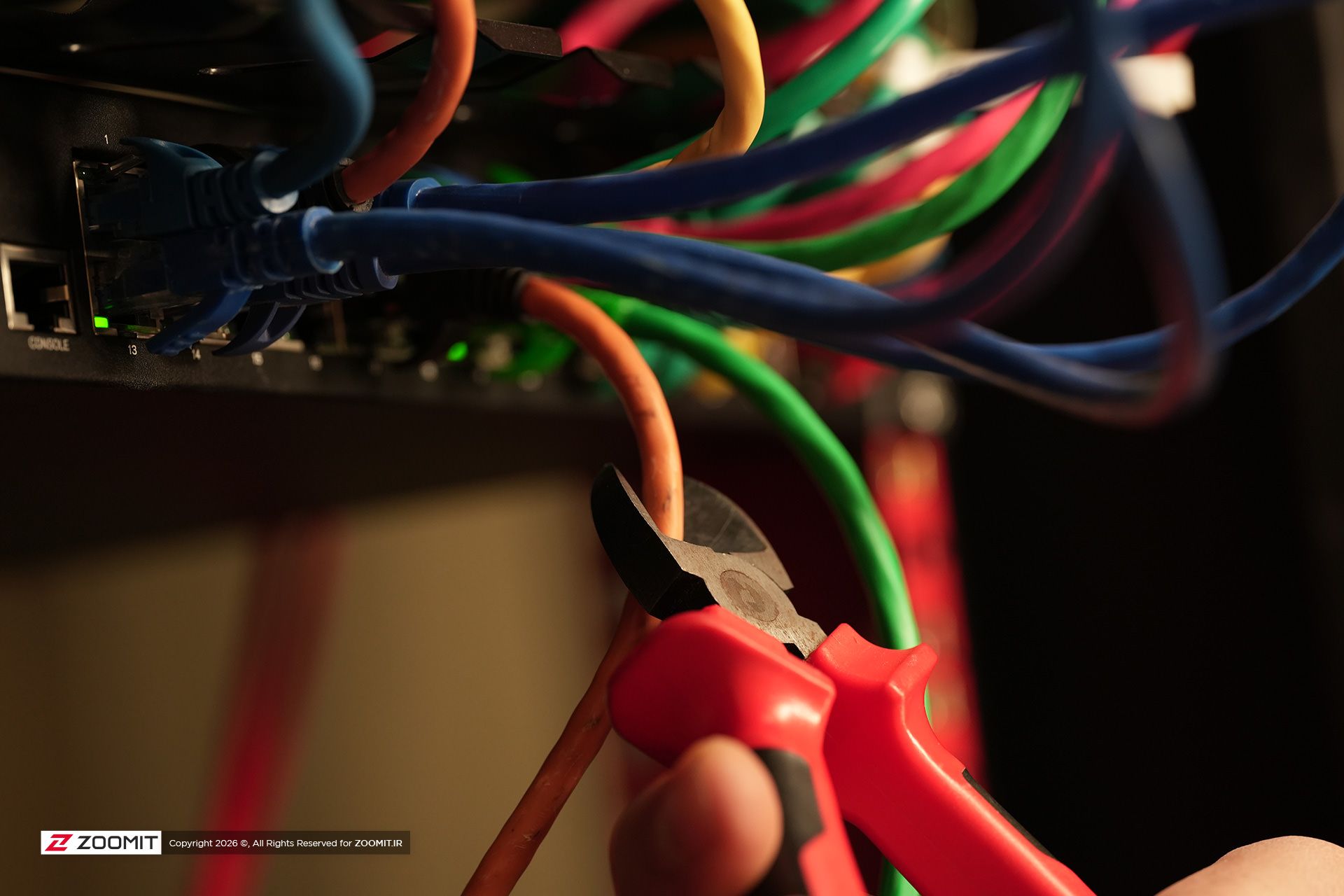 قطع اینترنت در ایران - سیم چین