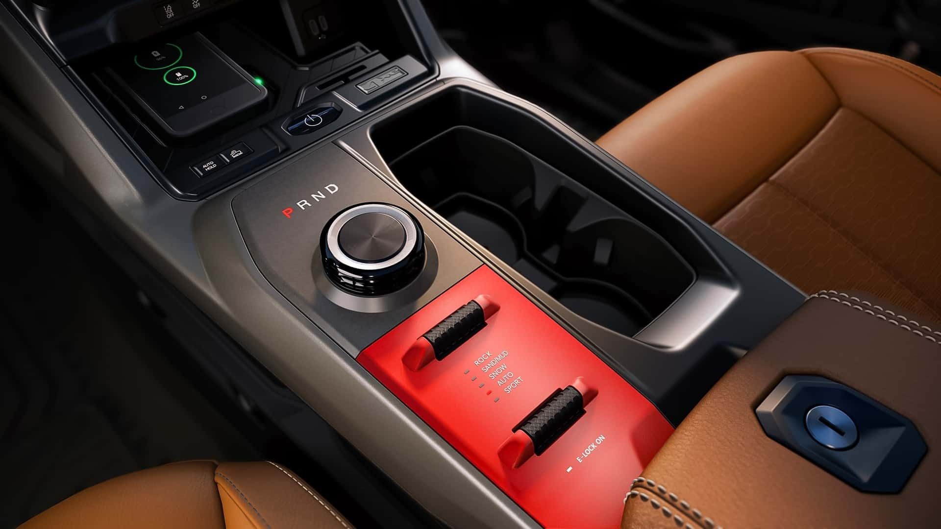 طراحی کنسول خودرو جیپ ریکان