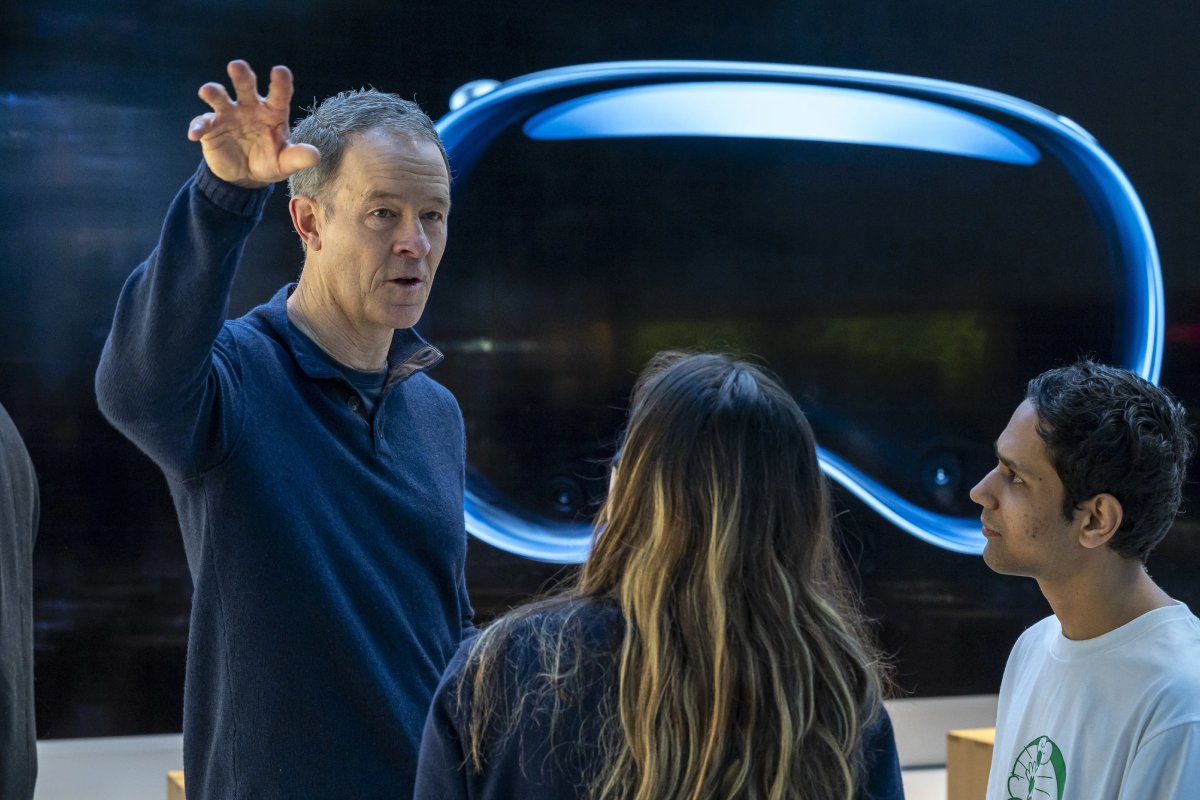 پایان عصر جف ویلیامز؛ یکی از مدیران اصلی اپل رسما بازنشسته شد