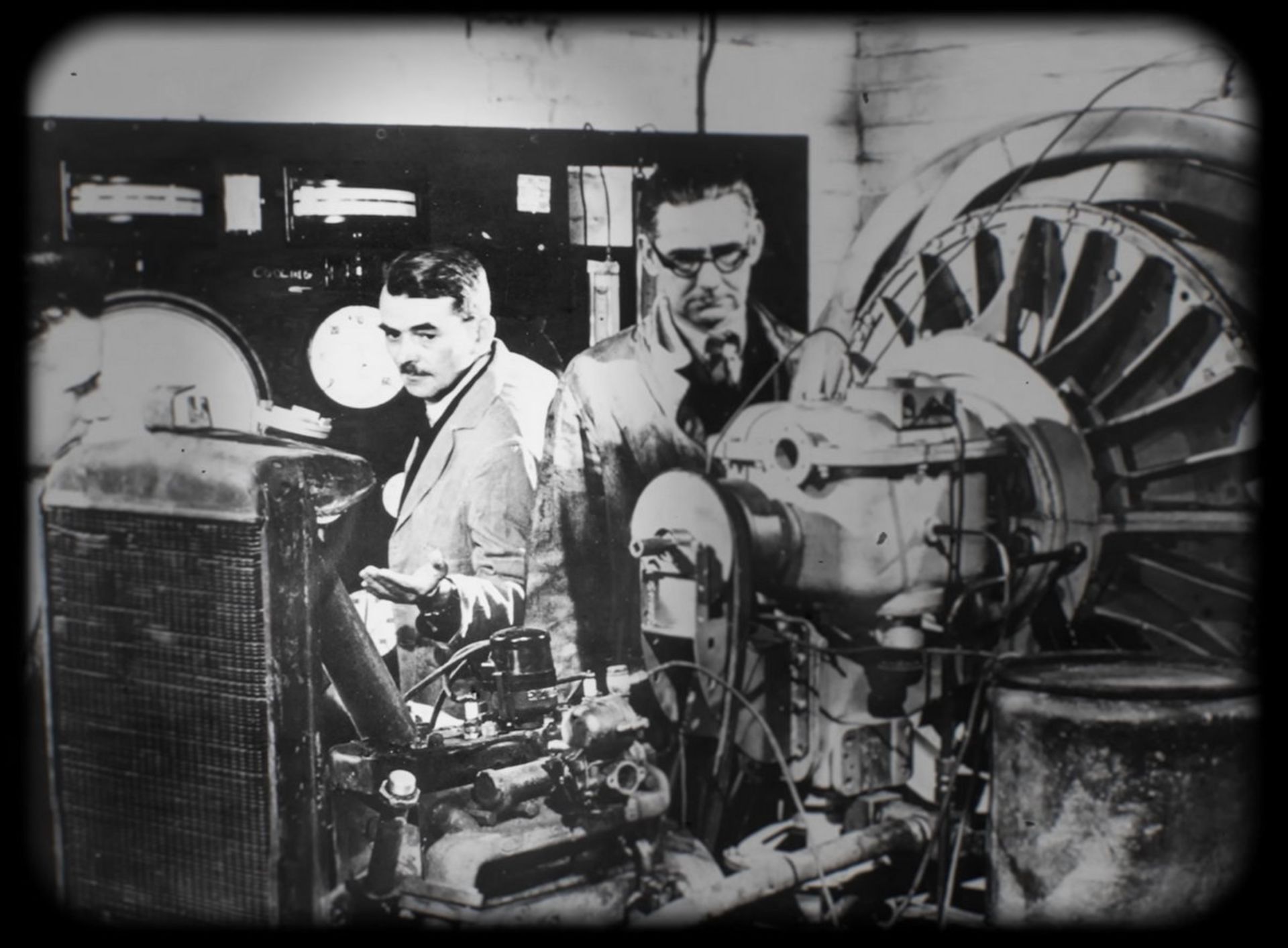 طراحی موتورهای اولیه هواپیما