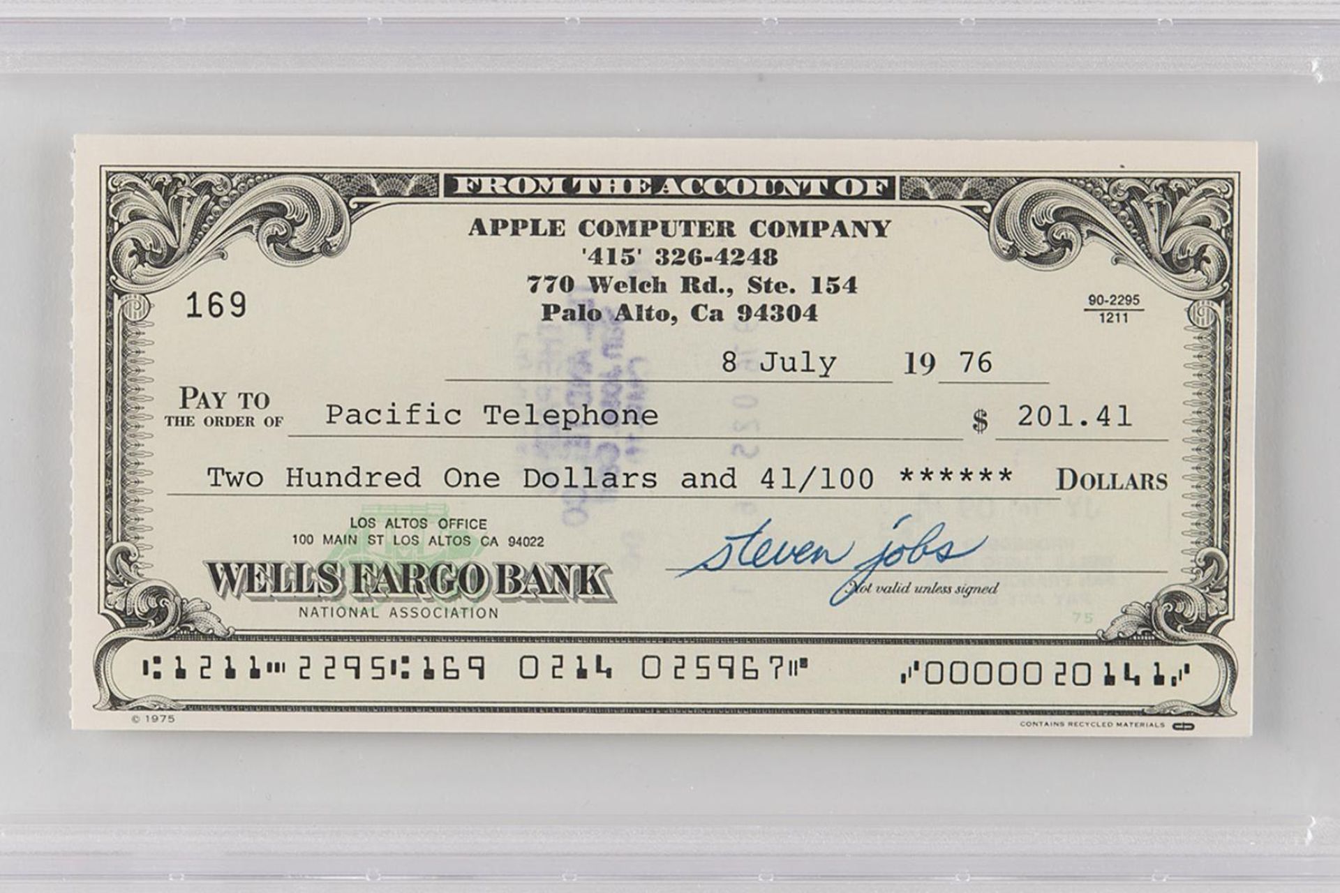 چک قبض برق اپل با انضای استیو جابز در سال ۱۹۷۶