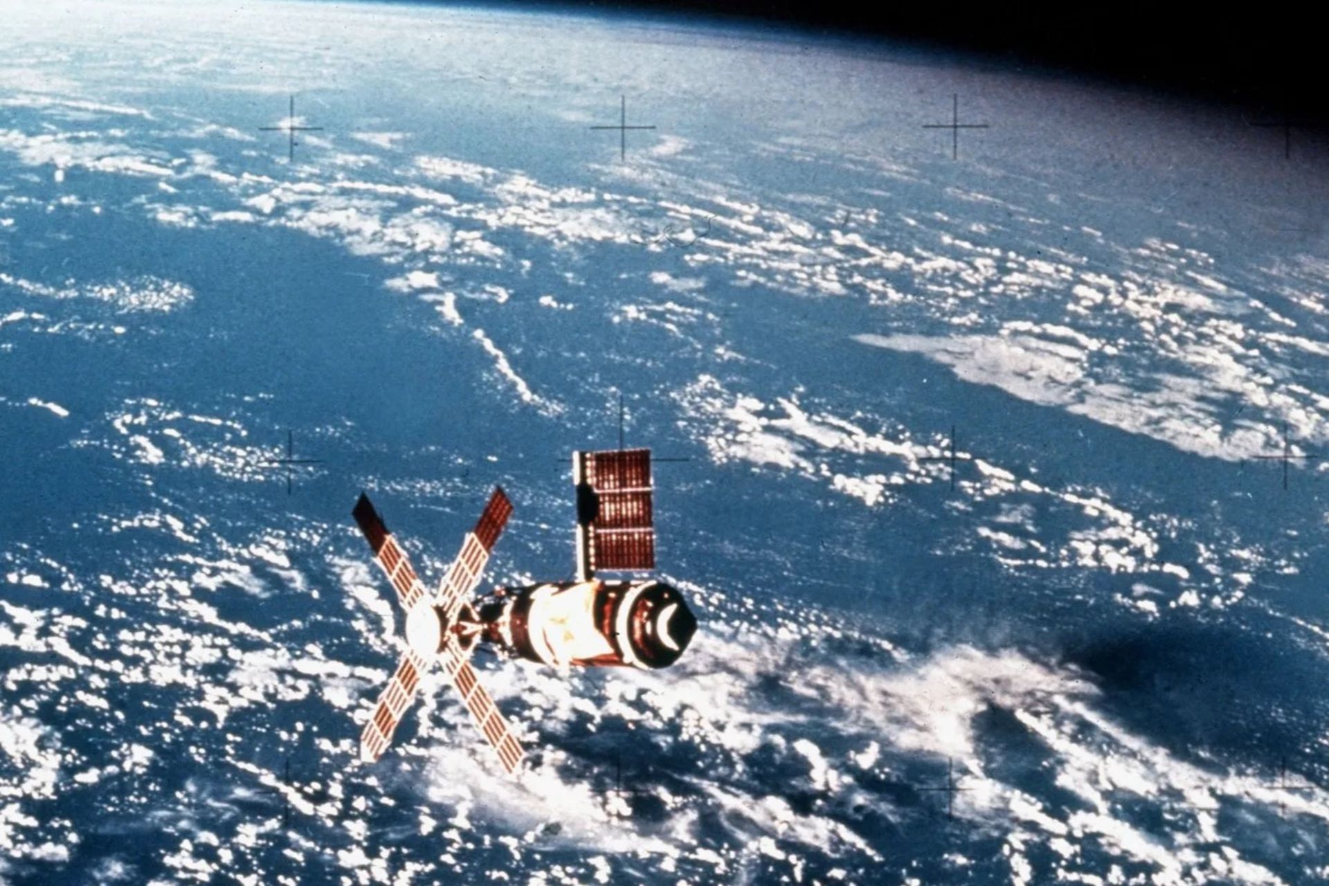 سقوط ماهواره اسکای‌لب به زمین