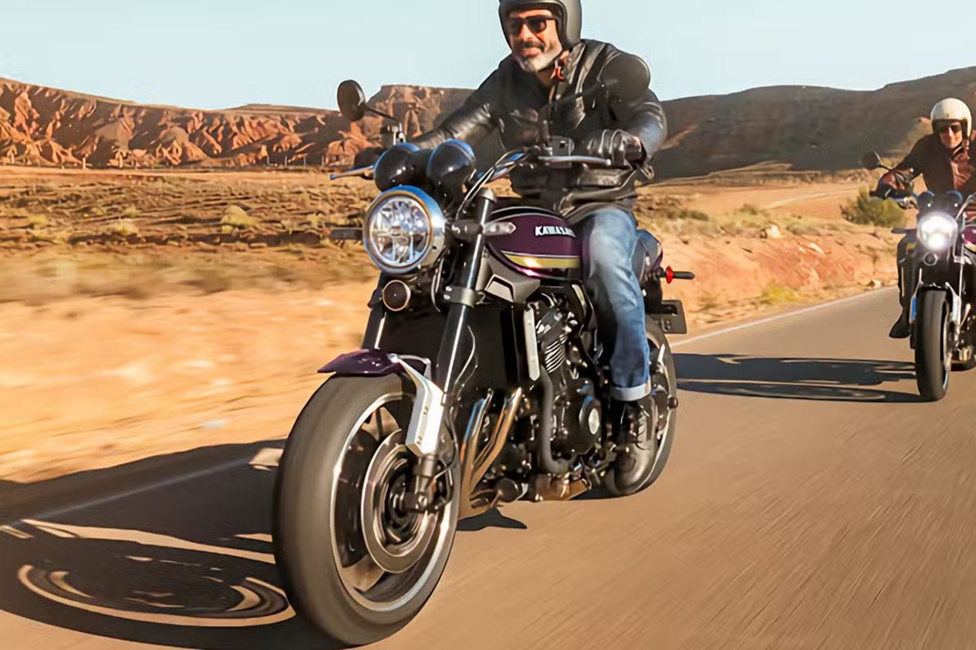 کاوازاکی Z900RS