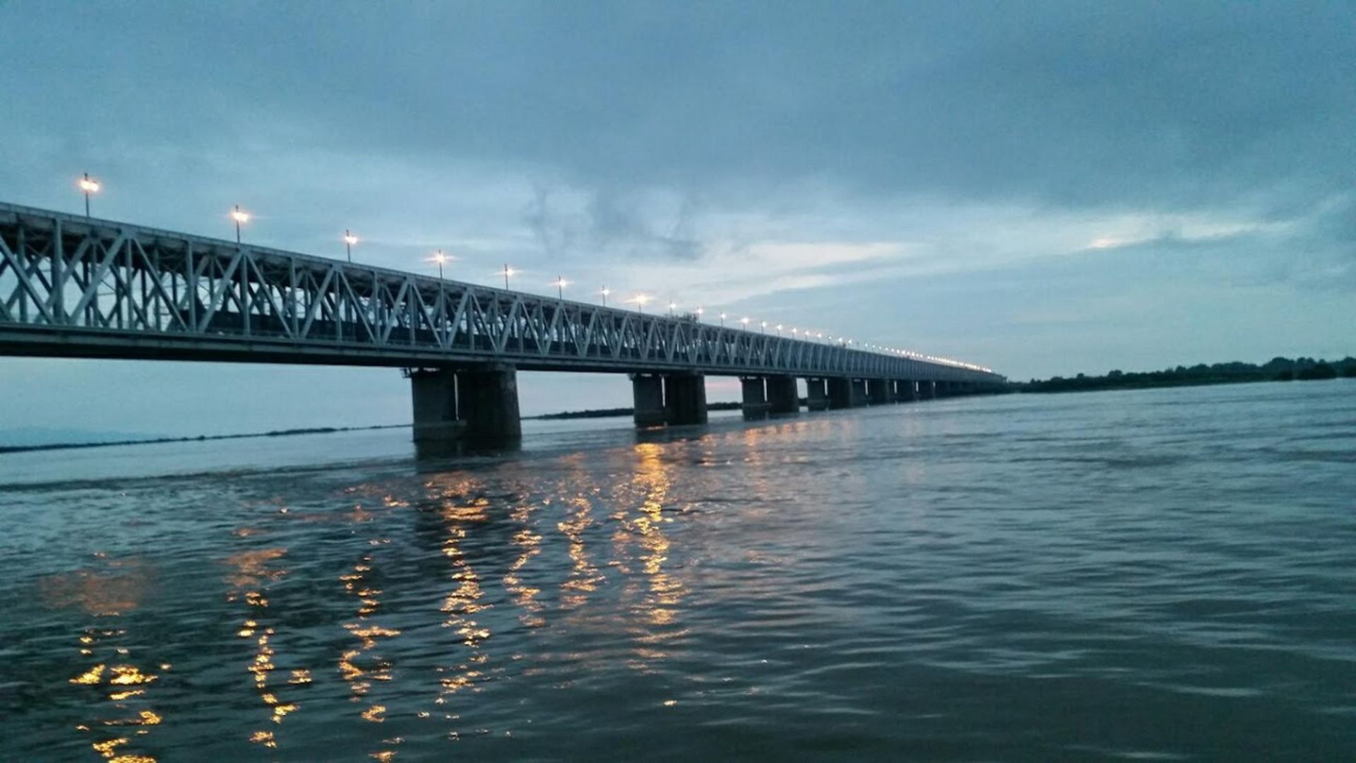 نمای امروزی پل خاباروفسک