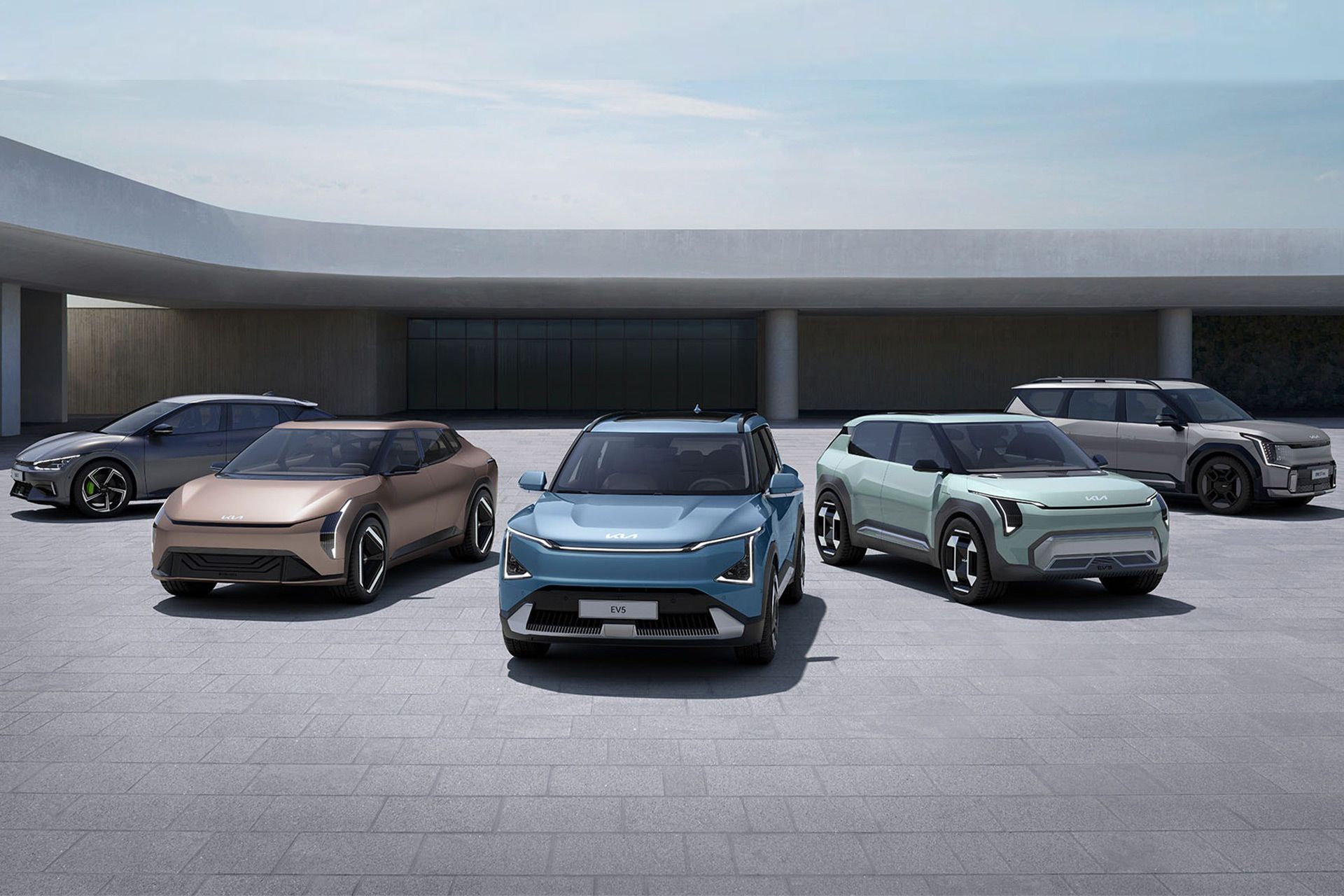 لاین‌آپ خودروهای برقی کیا از نمای جلو